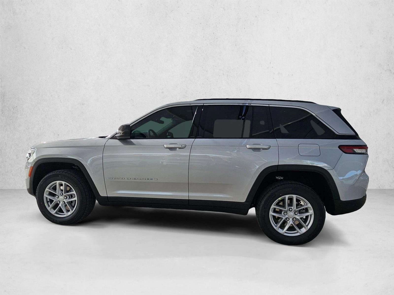 Thumbnail: 2026 Jeep Grand Cherokee - 2