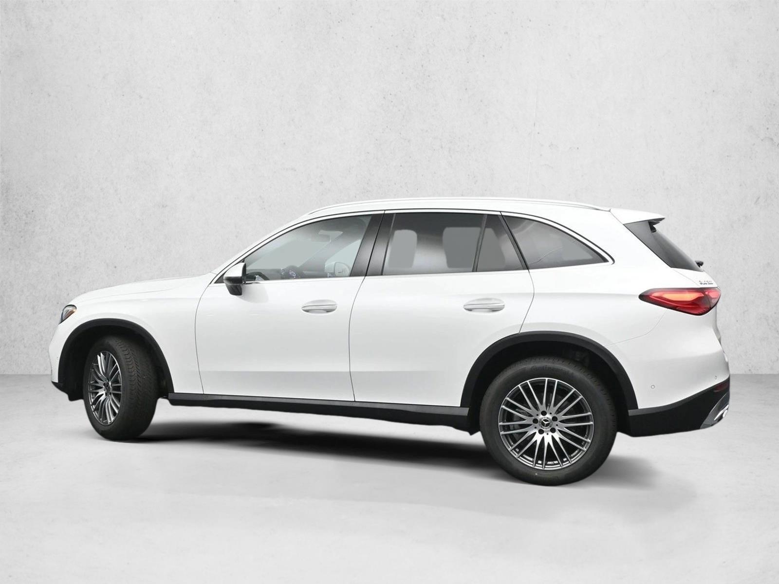 Thumbnail: 2027 Mercedes-Benz GLC - 3