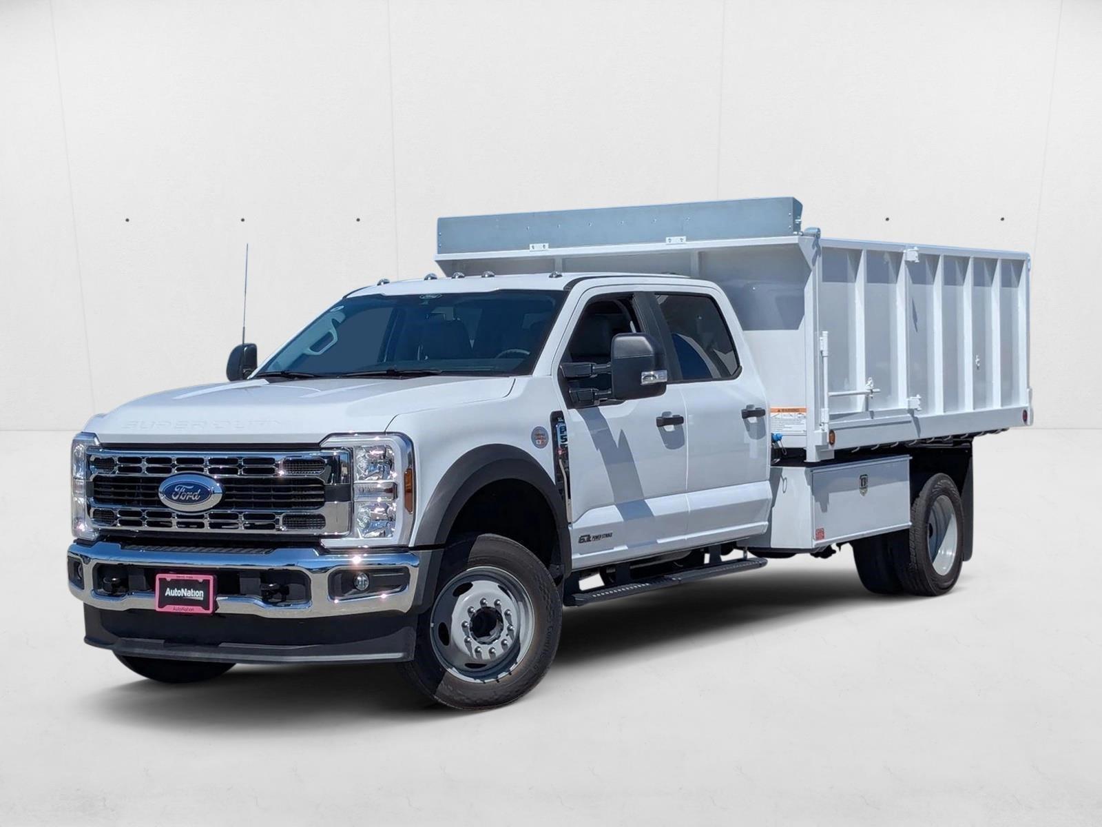 2025 Ford F-550 Super Duty Chassis Cab