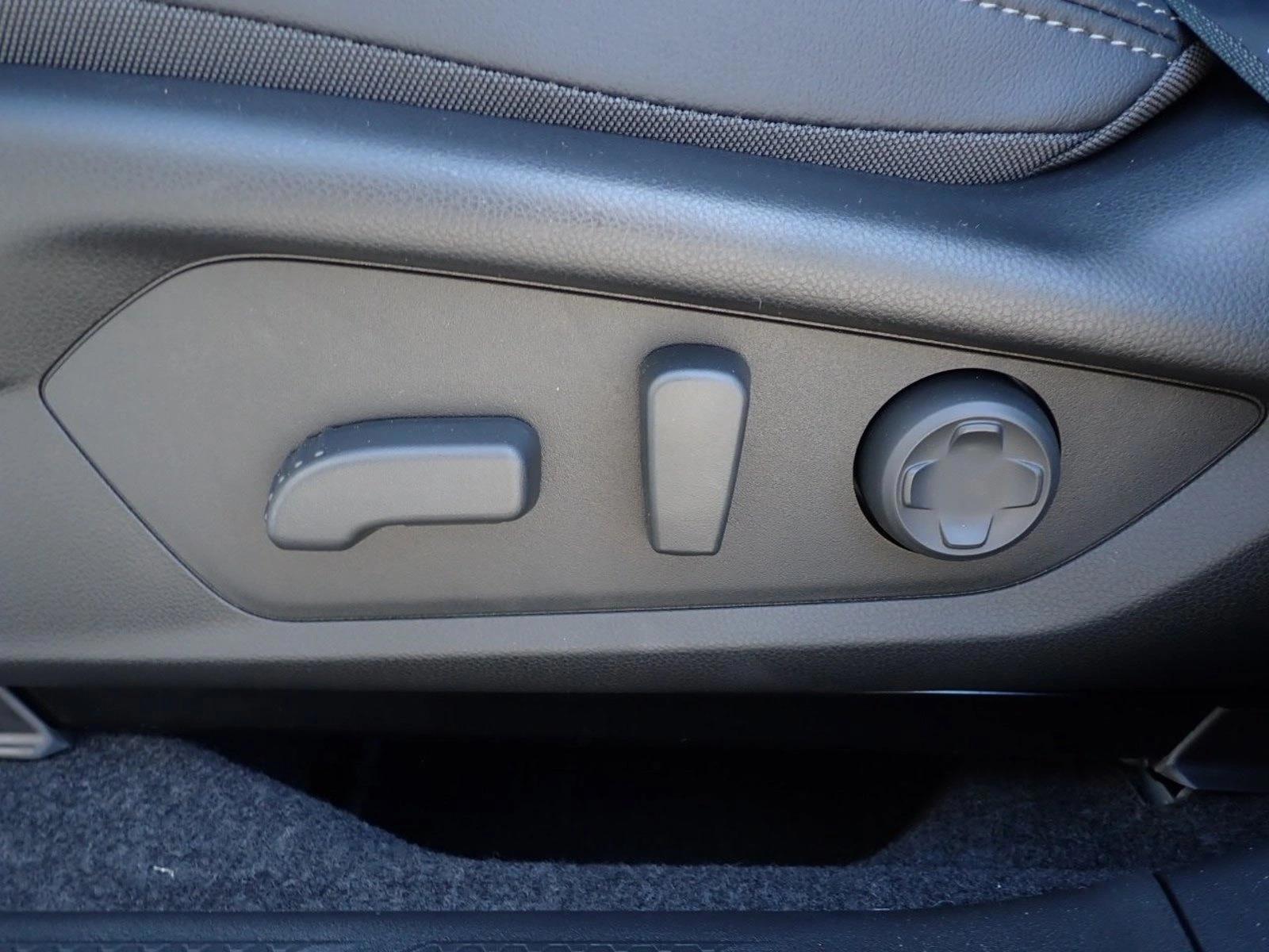 Thumbnail: 2026 Subaru Outback - 4
