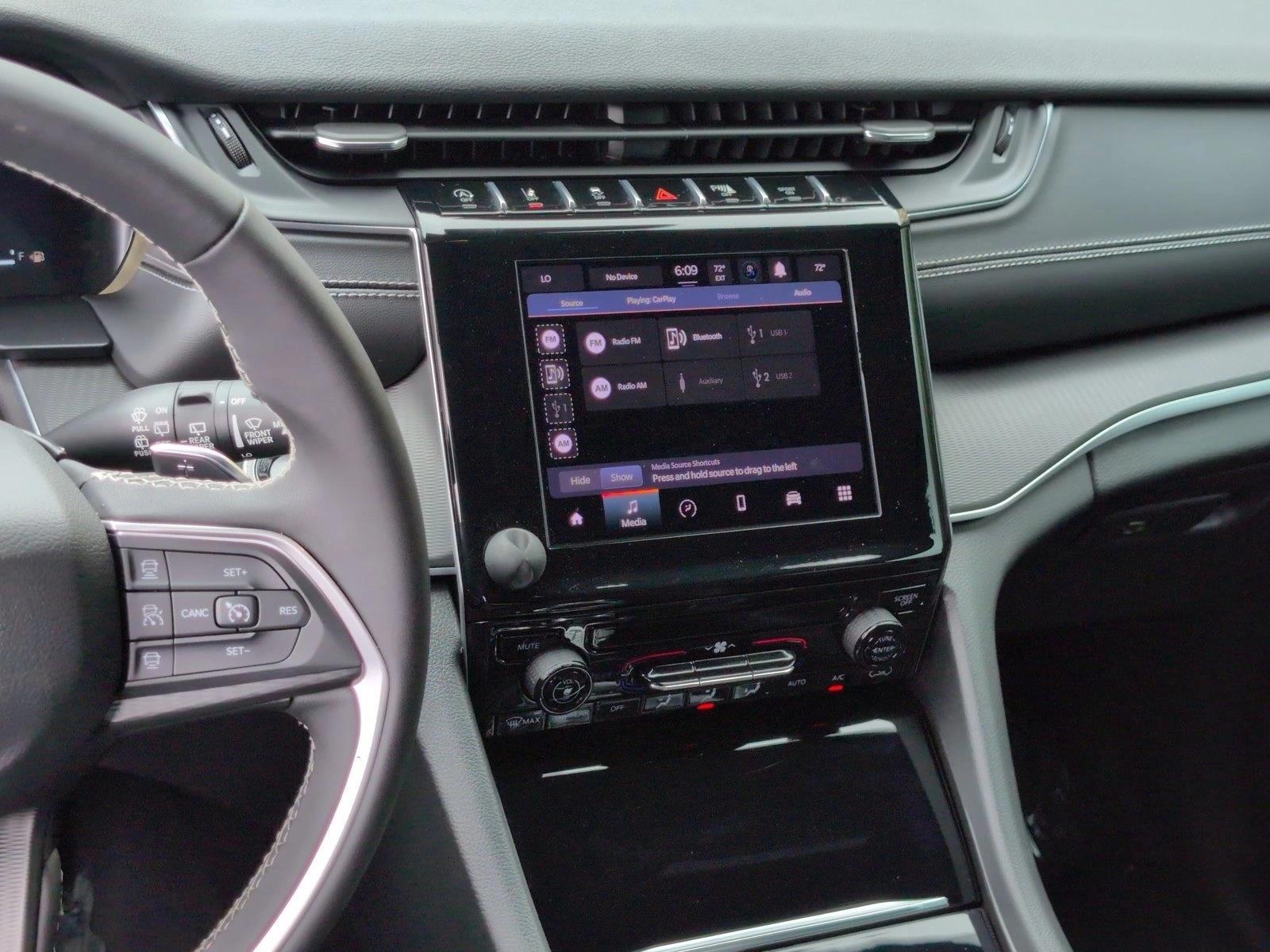 2025 Jeep Grand Cherokee L Laredo - Photo 16