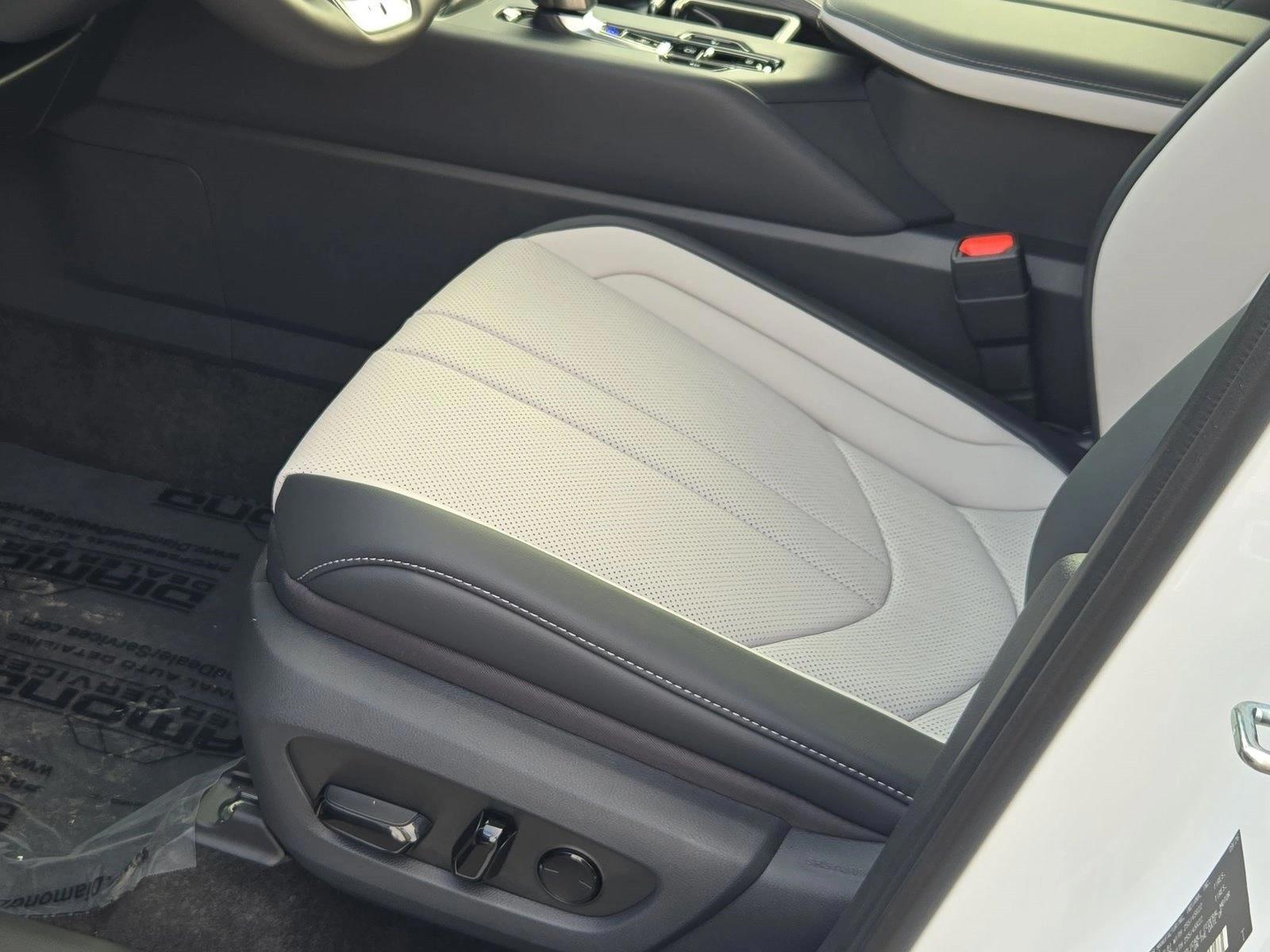 Thumbnail: 2026 Lexus TX - 4