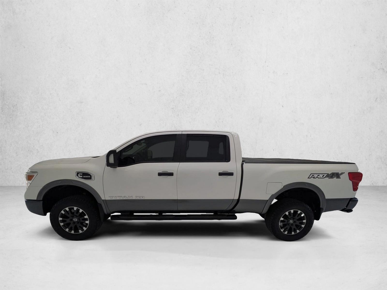 Thumbnail: 2019 Nissan Titan - 2