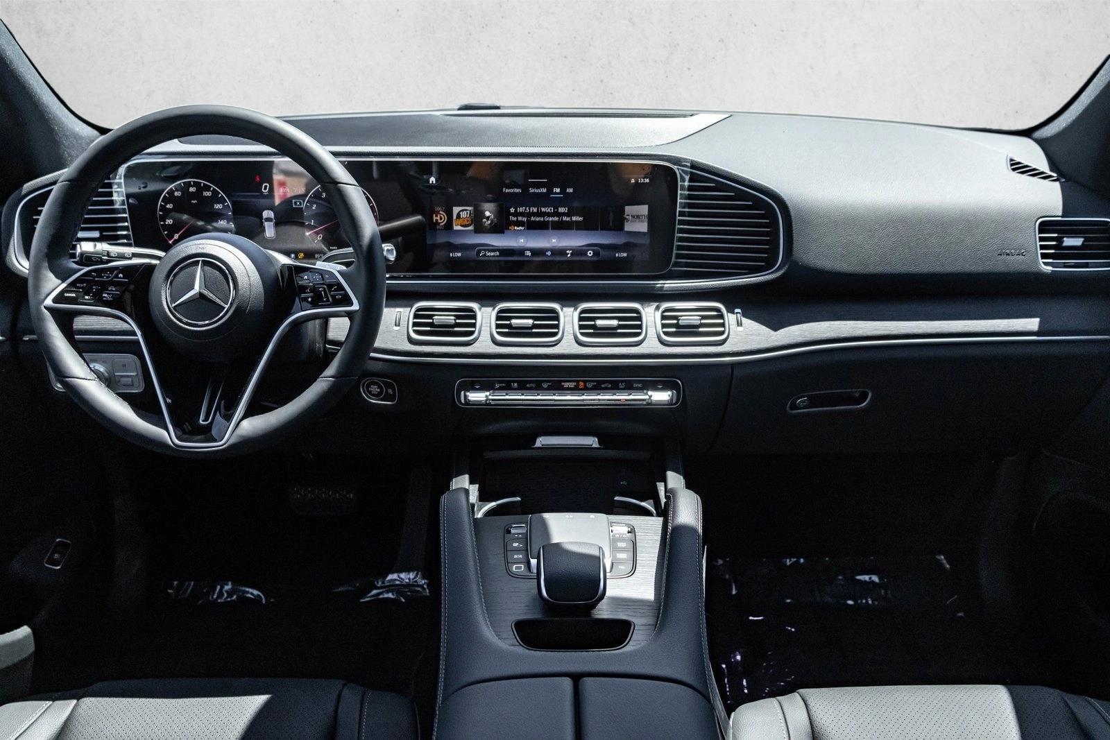 Thumbnail: 2026 Mercedes-Benz GLE - 4