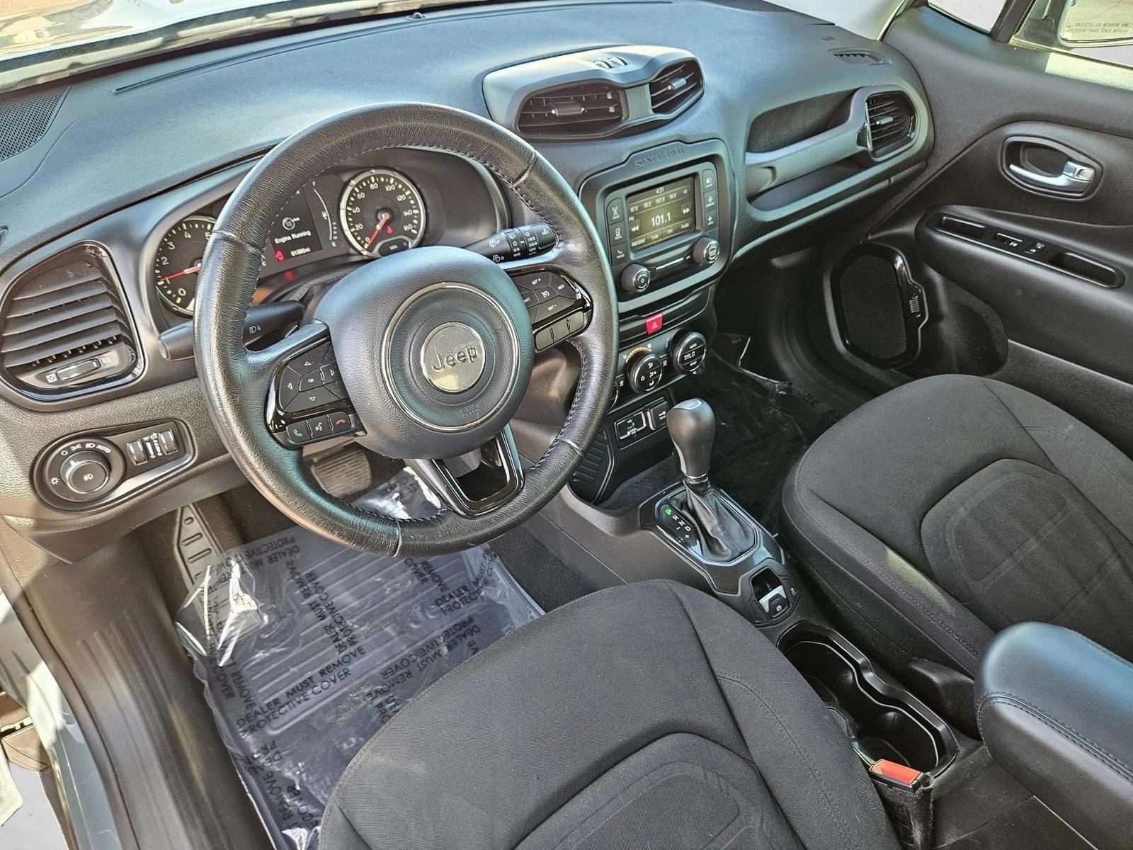 Thumbnail: 2017 Jeep Renegade - 3