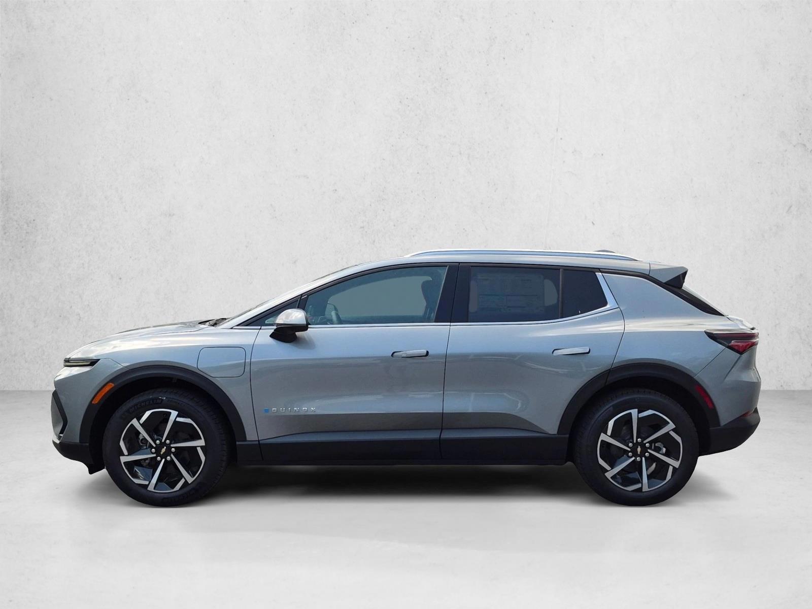 Thumbnail: 2026 Chevrolet Equinox - 2