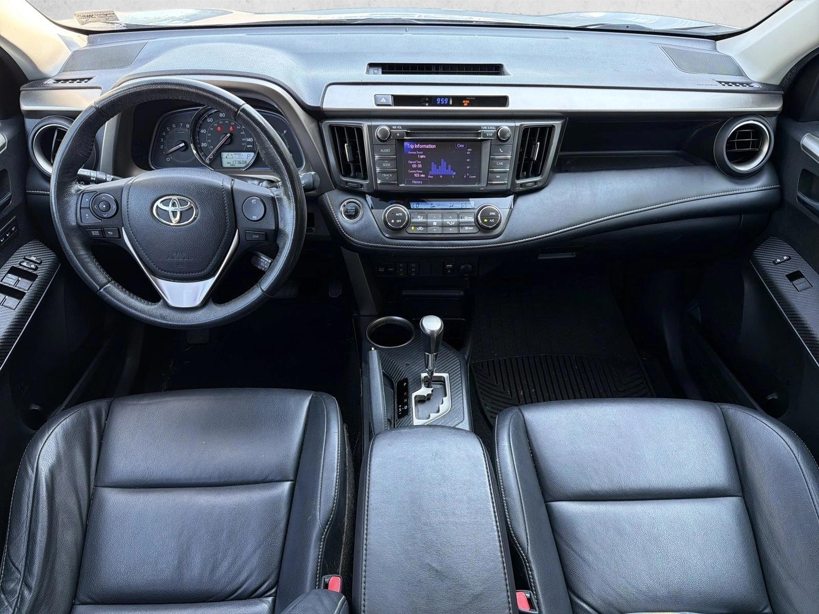 Thumbnail: 2013 Toyota RAV4 - 4