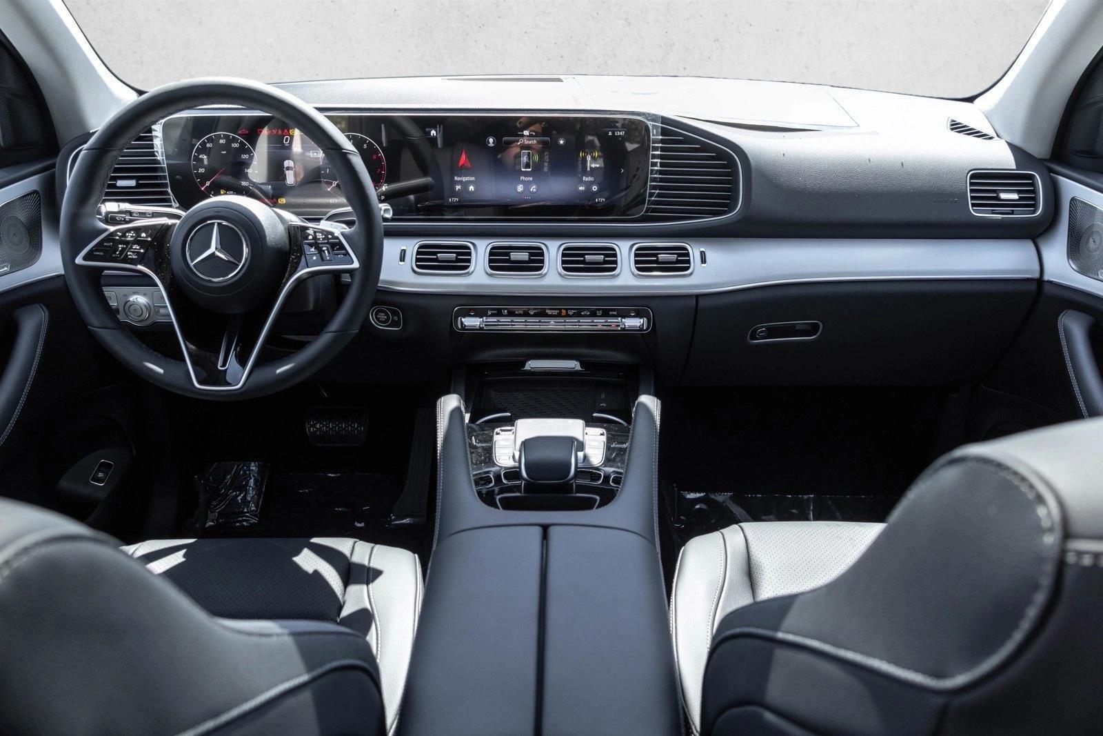 Thumbnail: 2026 Mercedes-Benz GLE - 4