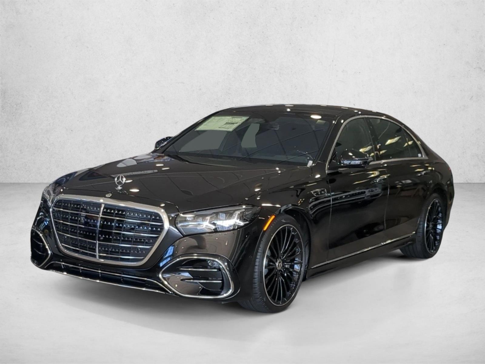 Thumbnail: 2027 Mercedes-Benz S-Class - 1
