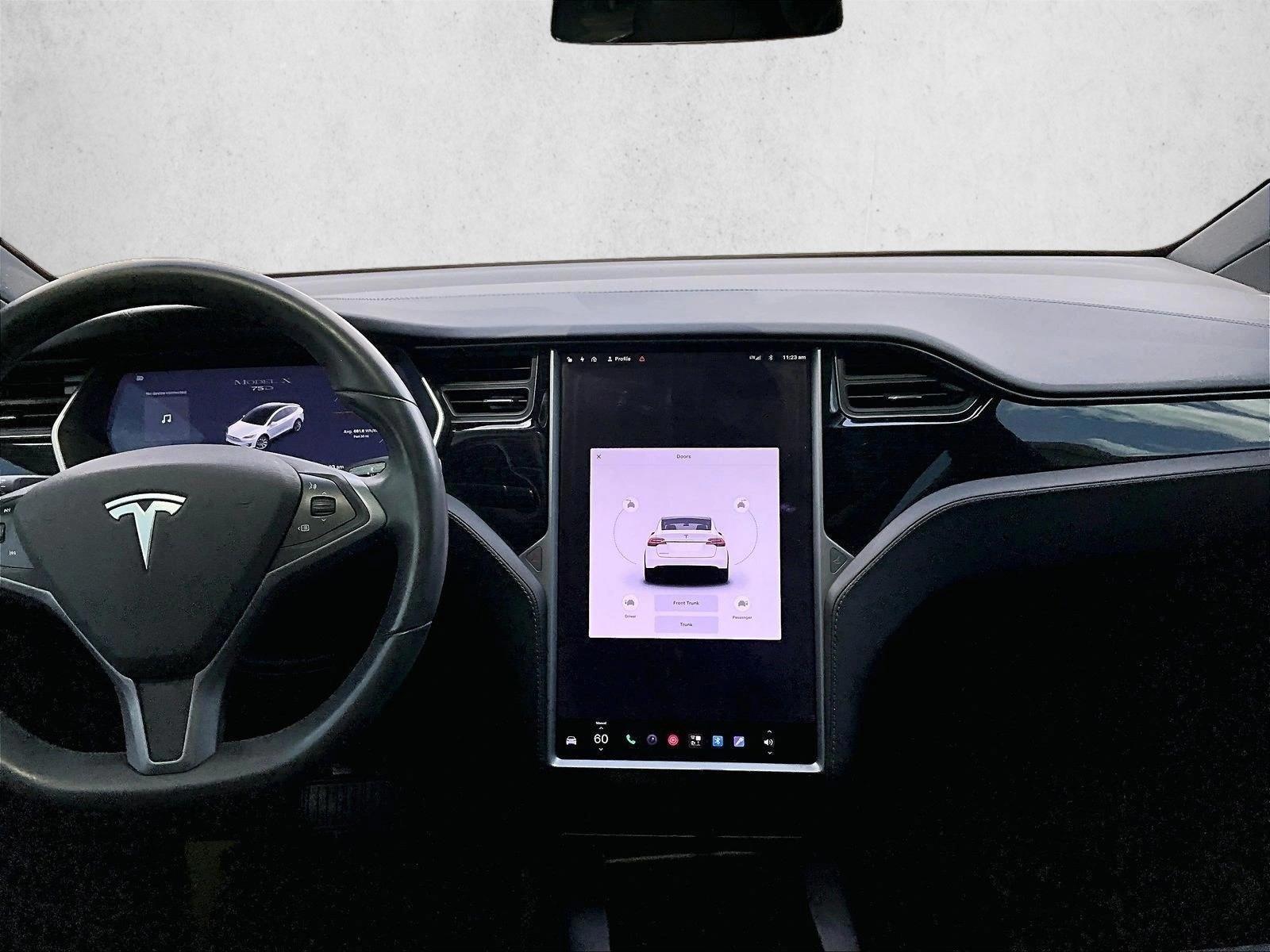 Thumbnail: 2018 Tesla Model X - 3
