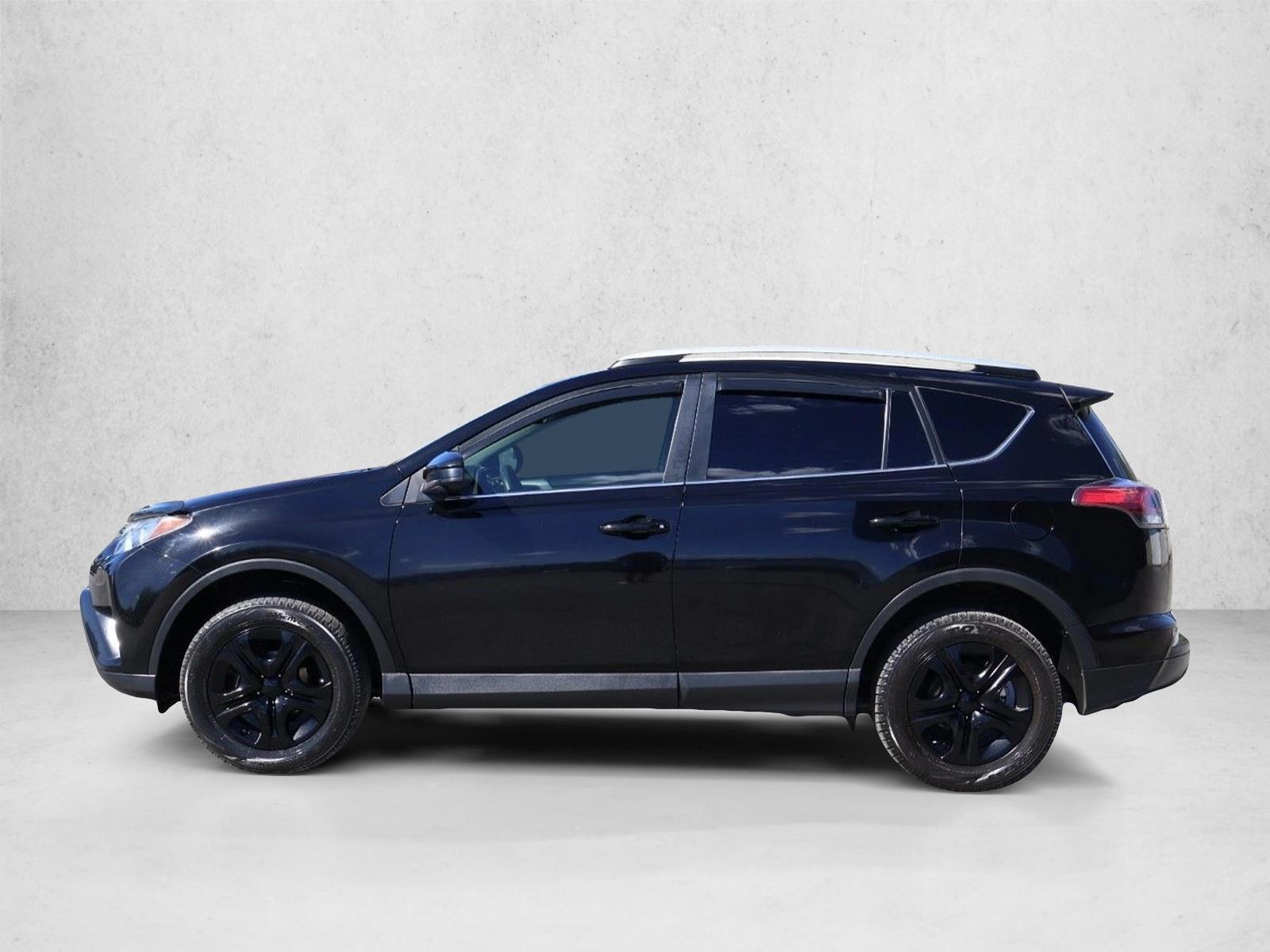 Thumbnail: 2018 Toyota RAV4 - 2
