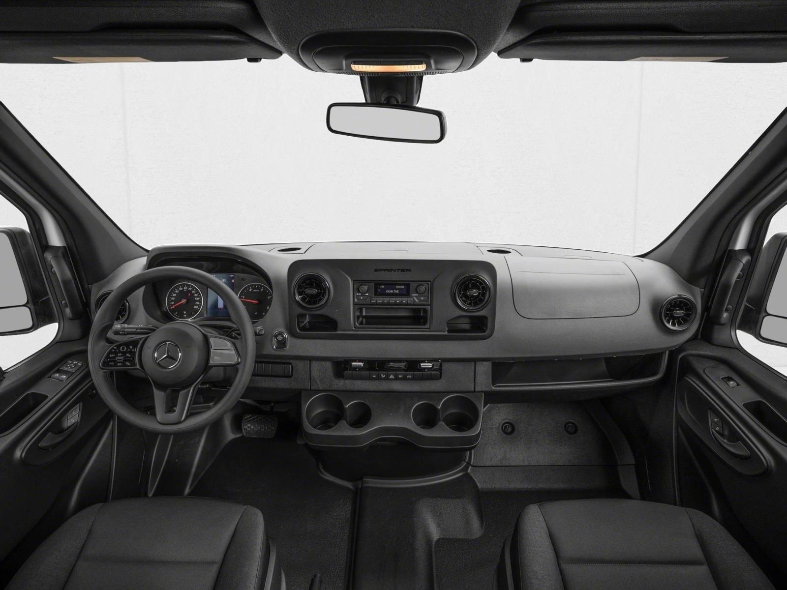 Thumbnail: 2026 Mercedes-Benz Sprinter - 4