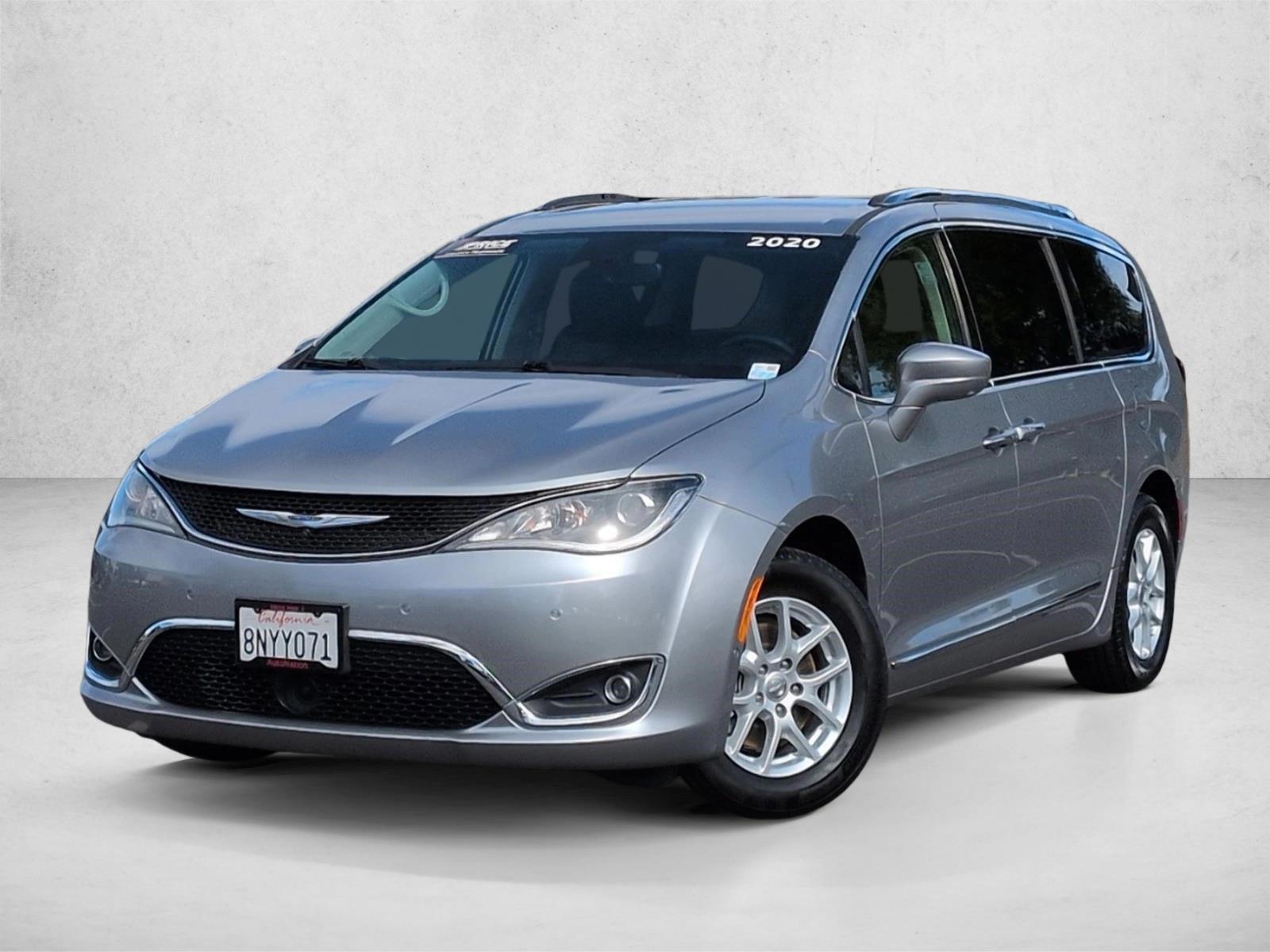 Thumbnail: 2020 Chrysler Pacifica - 1