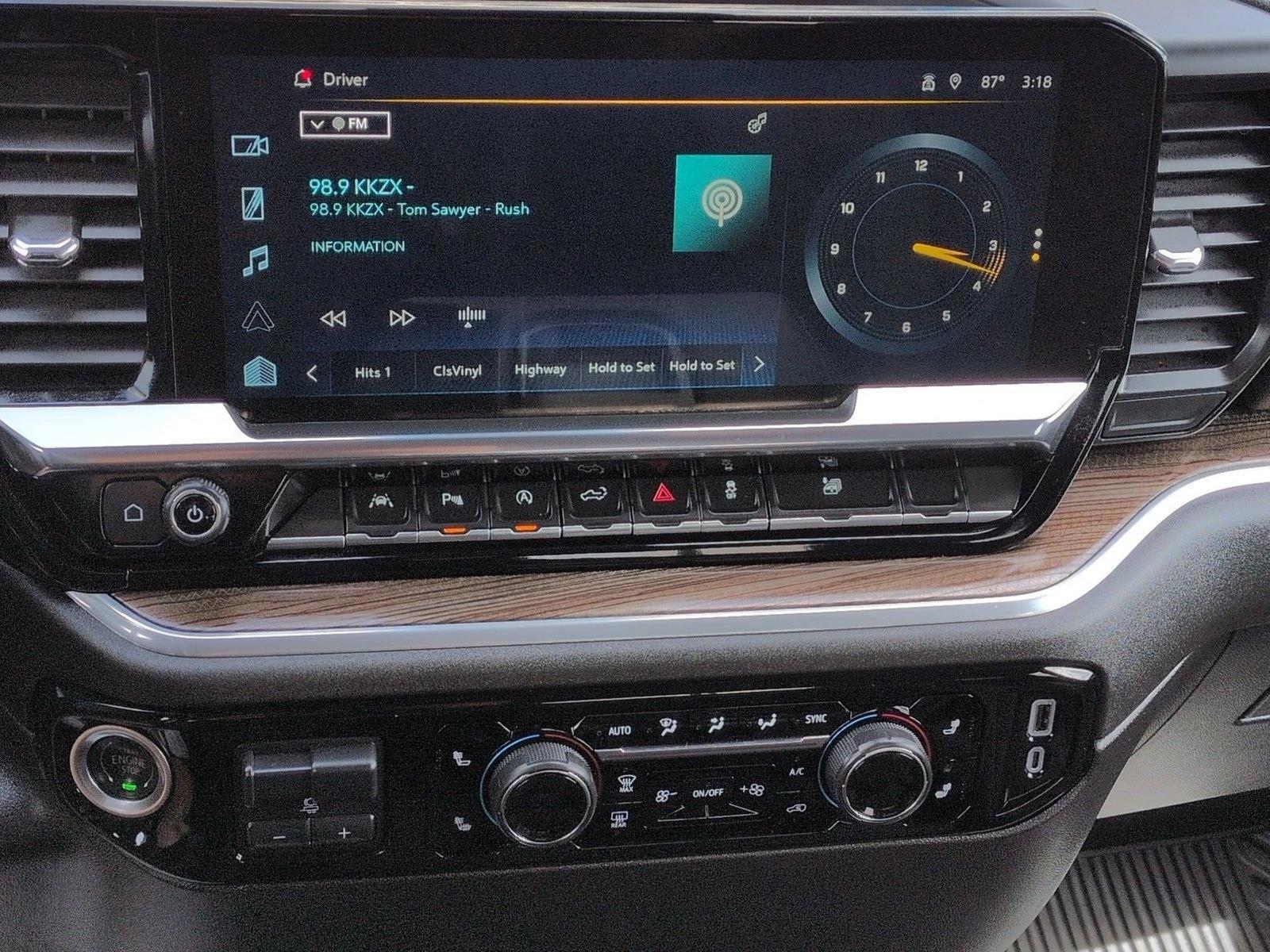 2025 Chevrolet Silverado 1500 LT - Photo 21