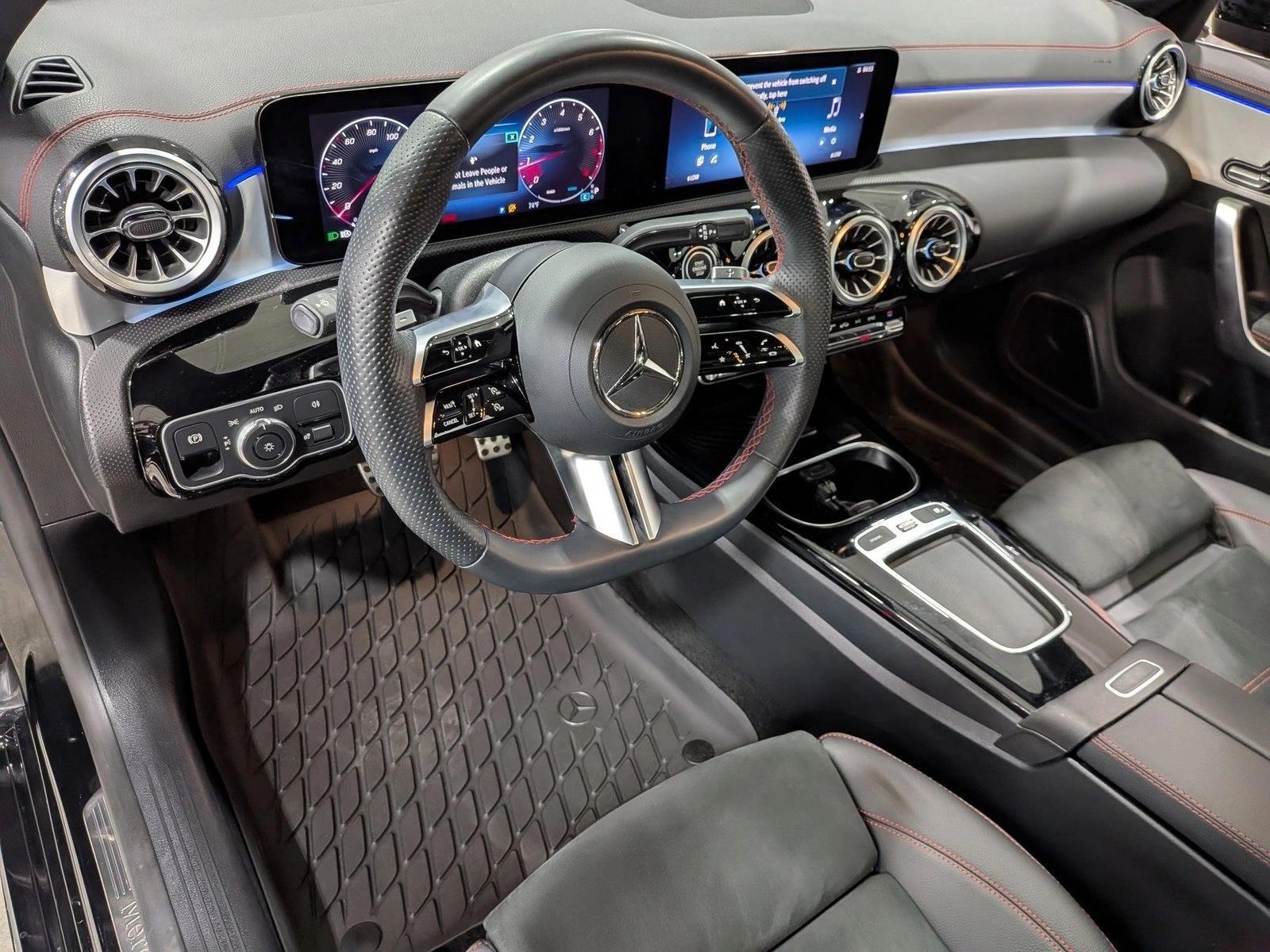 Thumbnail: 2025 Mercedes-Benz CLA - 3