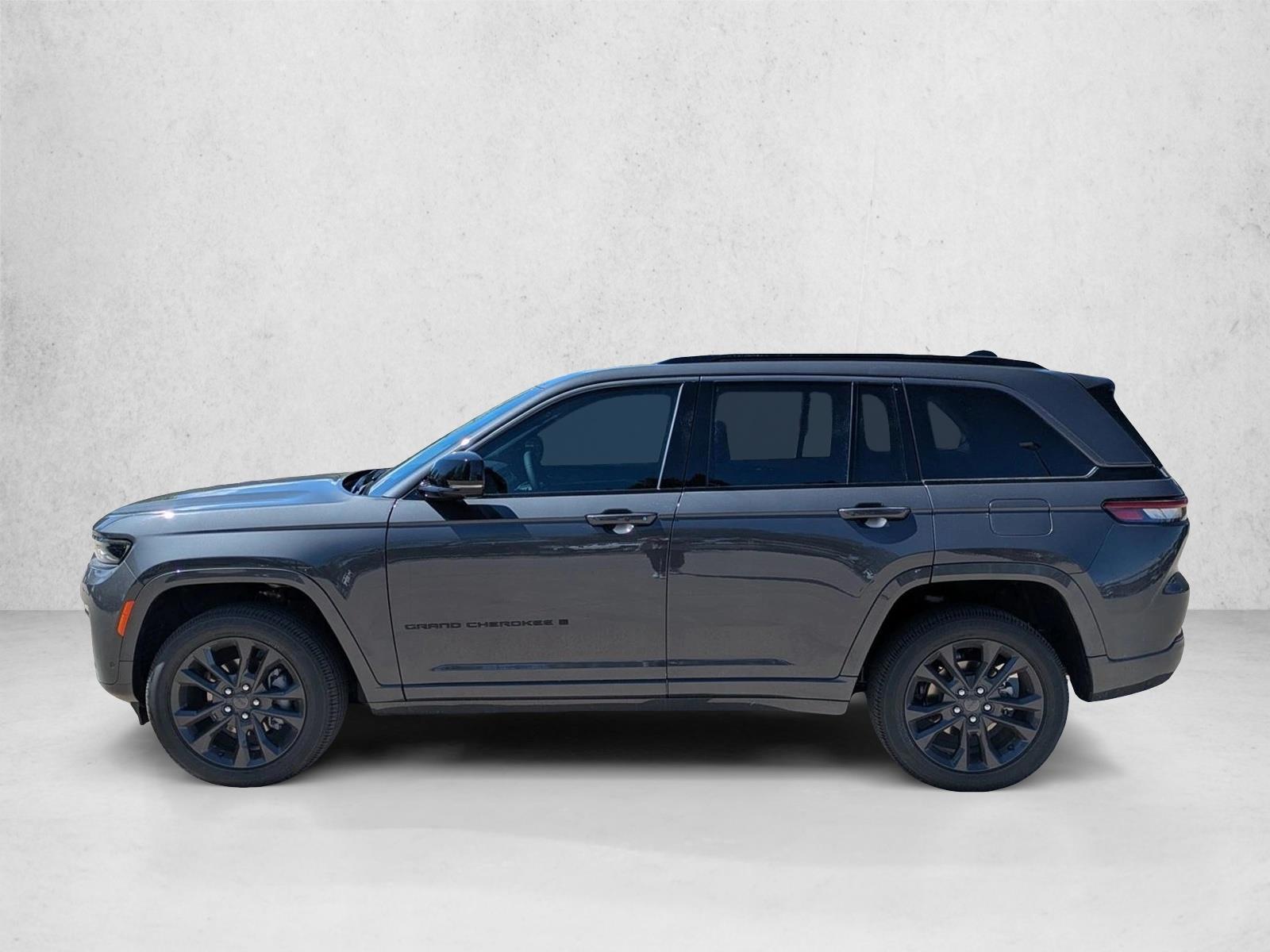 Thumbnail: 2026 Jeep Grand Cherokee - 2