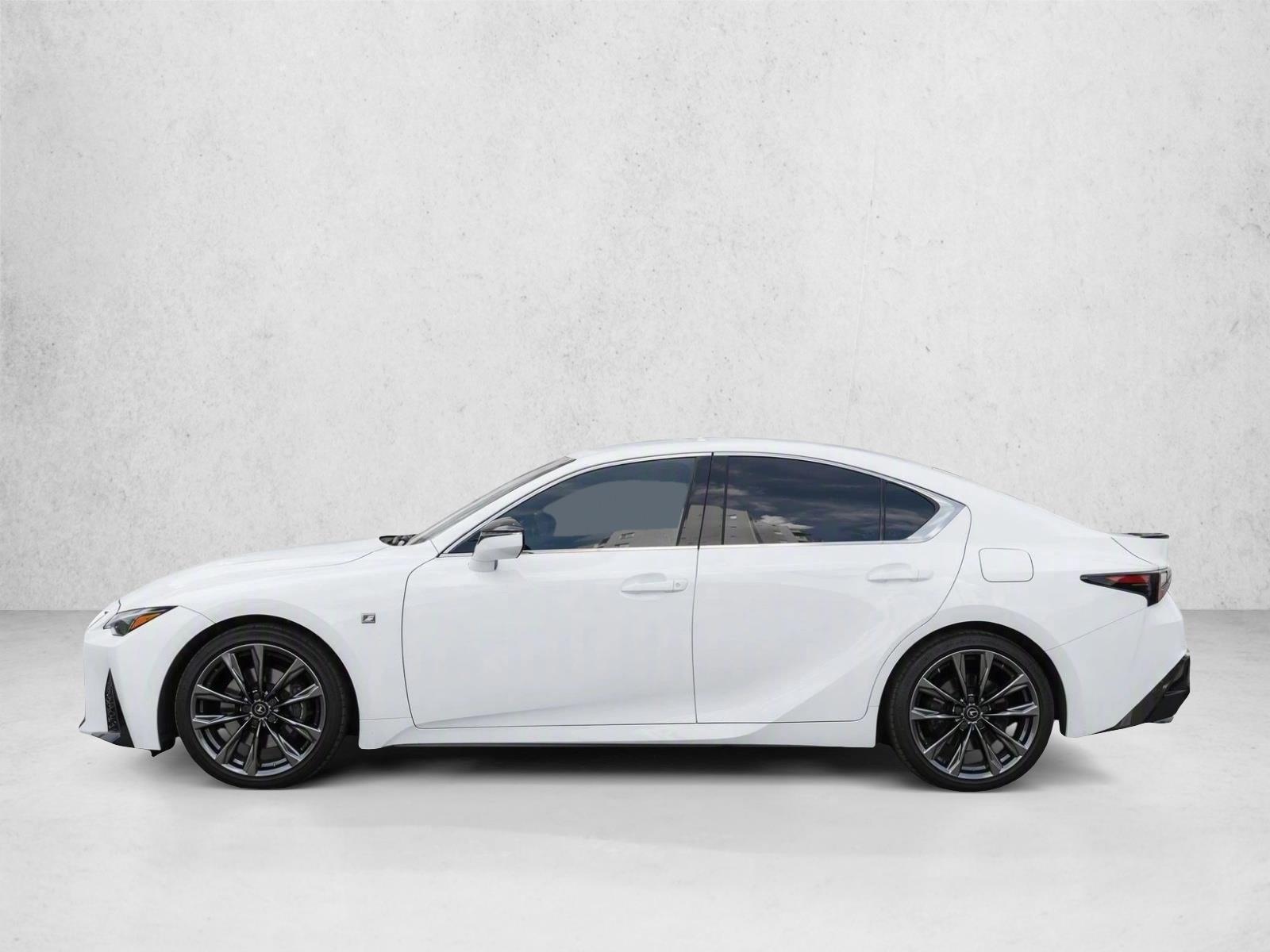 Thumbnail: 2022 Lexus IS - 2
