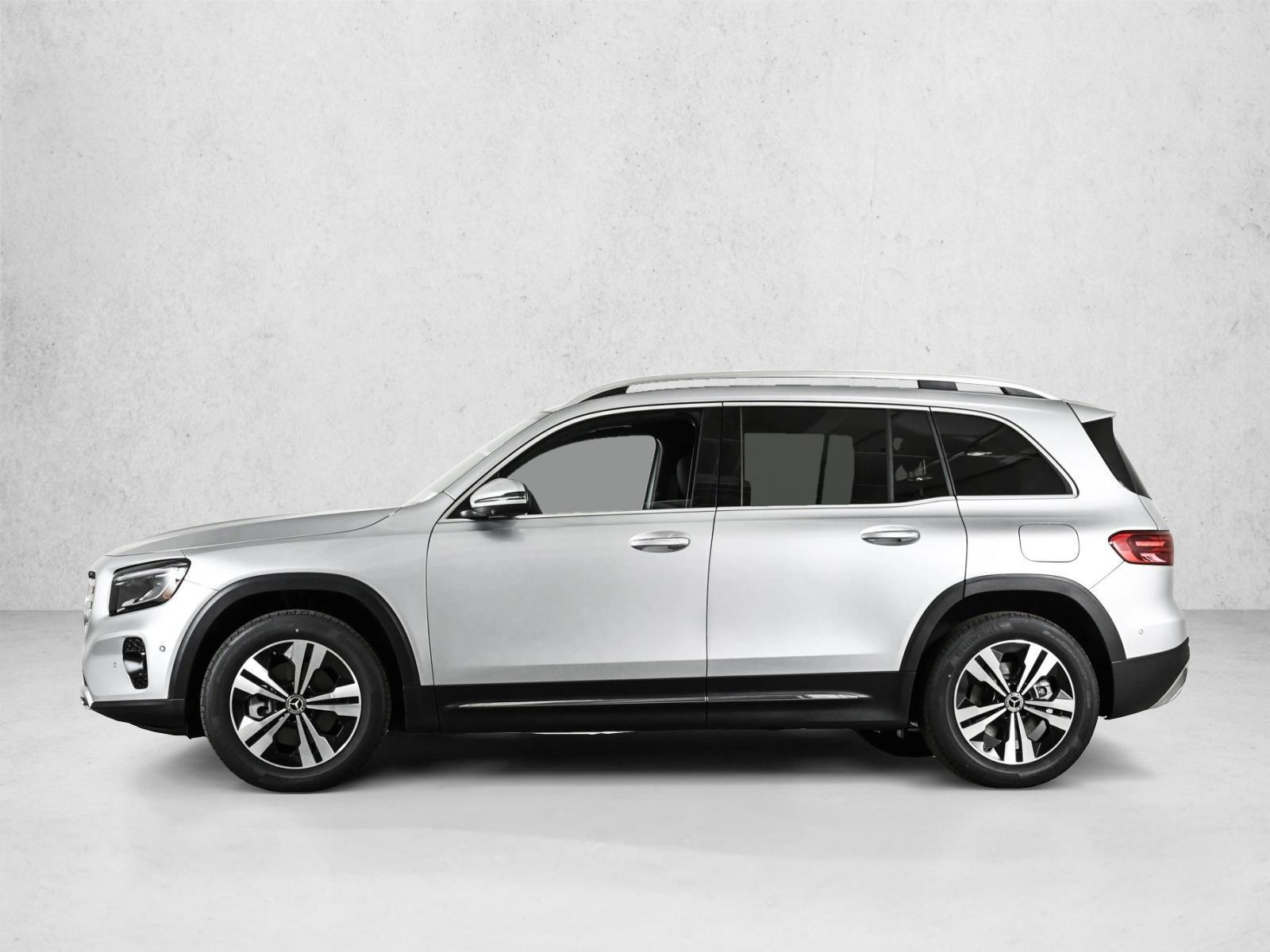 Thumbnail: 2026 Mercedes-Benz GLB - 2