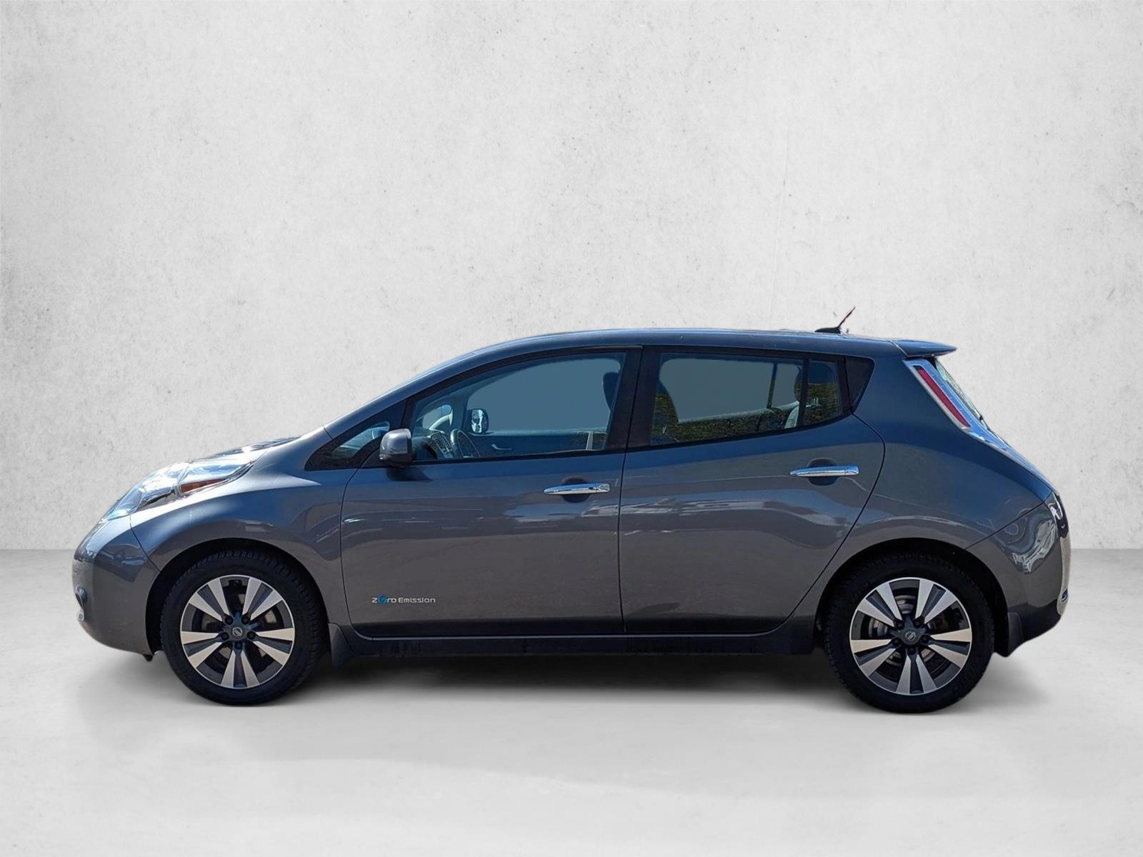 Thumbnail: 2017 Nissan Leaf - 2