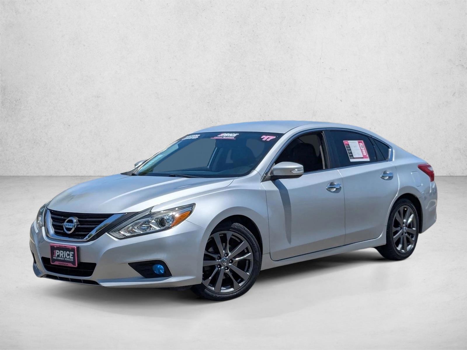 Thumbnail: 2017 Nissan Altima - 1