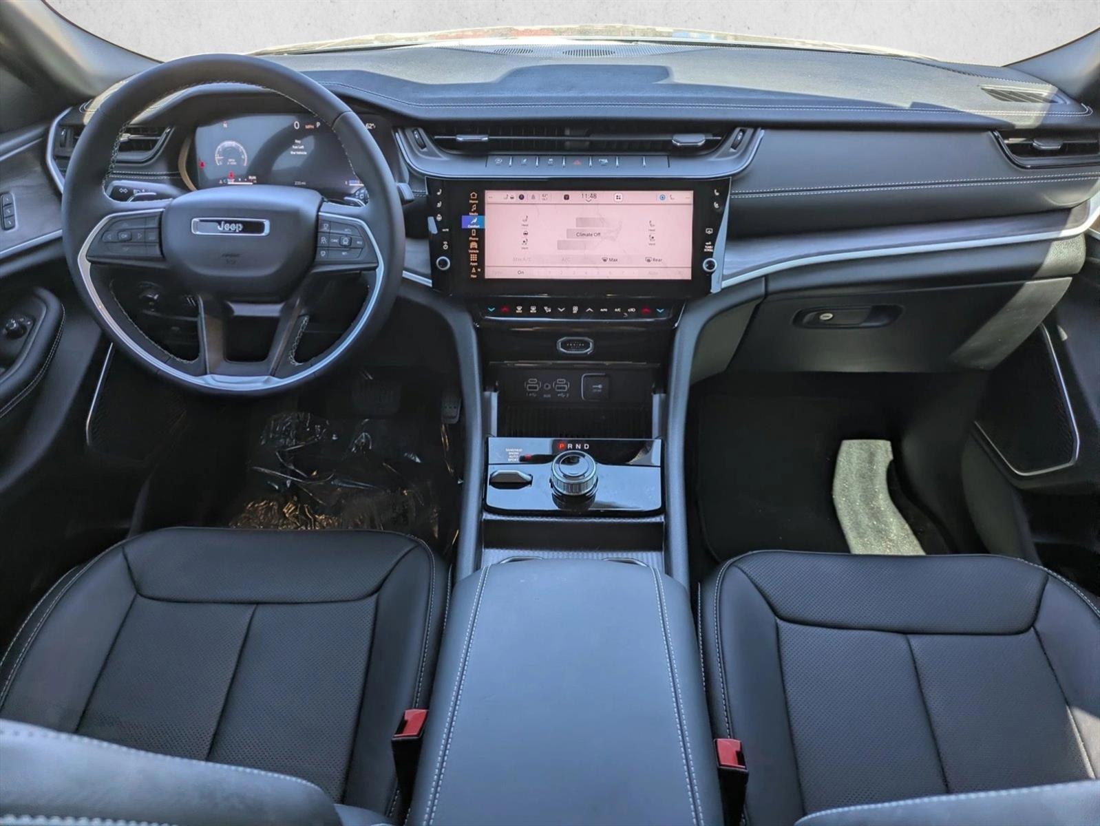 Thumbnail: 2026 Jeep Grand Cherokee - 3