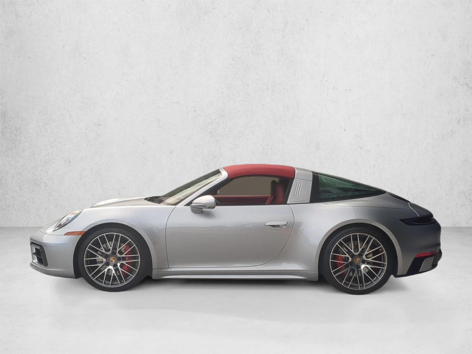 Thumbnail: 2022 Porsche 911 - 4
