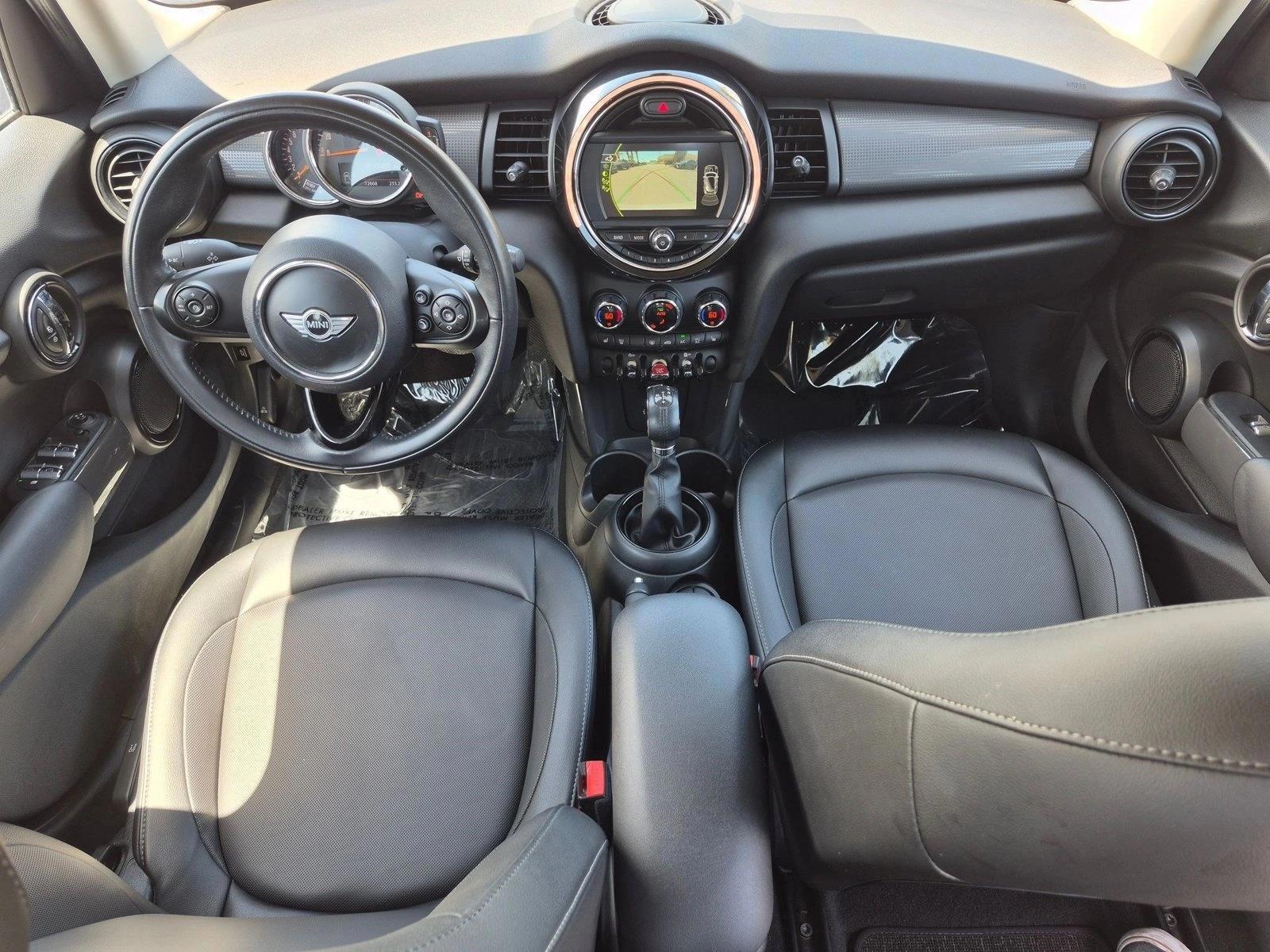 Thumbnail: 2018 MINI Cooper Hardtop - 3