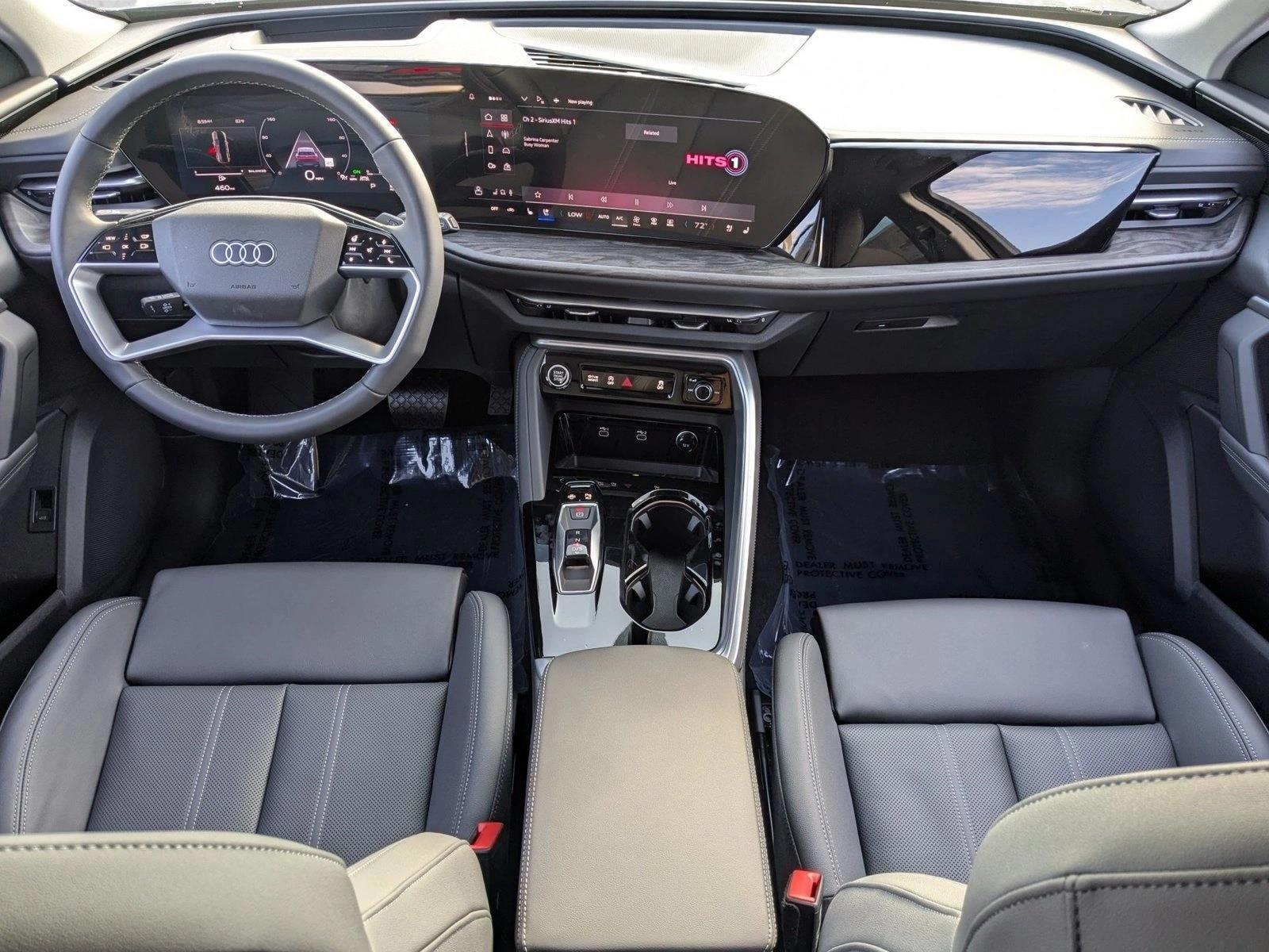 Thumbnail: 2025 Audi Q5 - 4