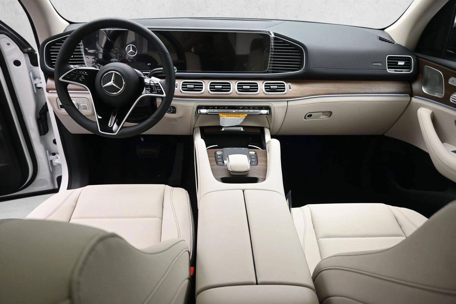 Thumbnail: 2026 Mercedes-Benz GLE - 4