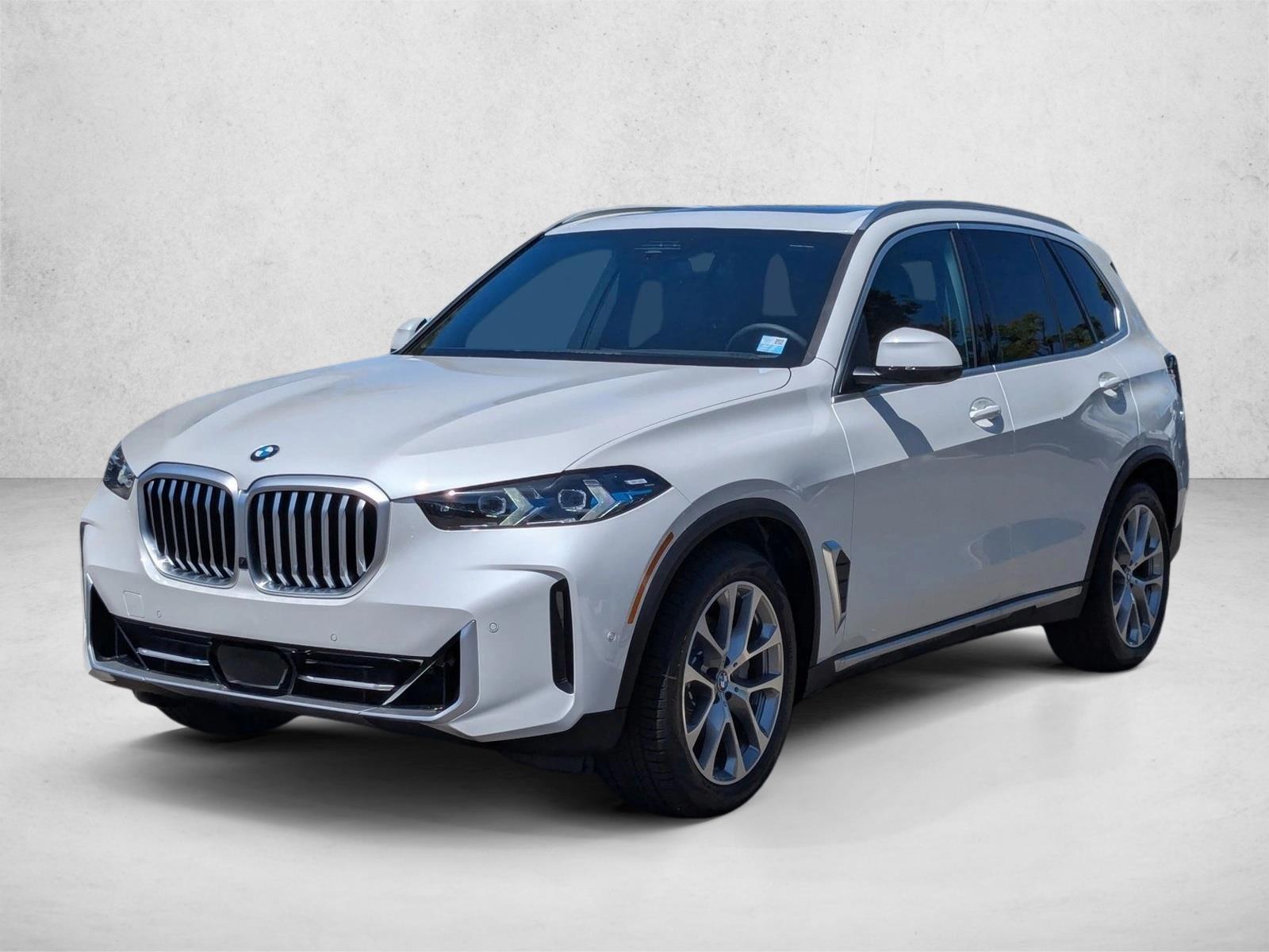 Thumbnail: 2026 BMW X5 - 1