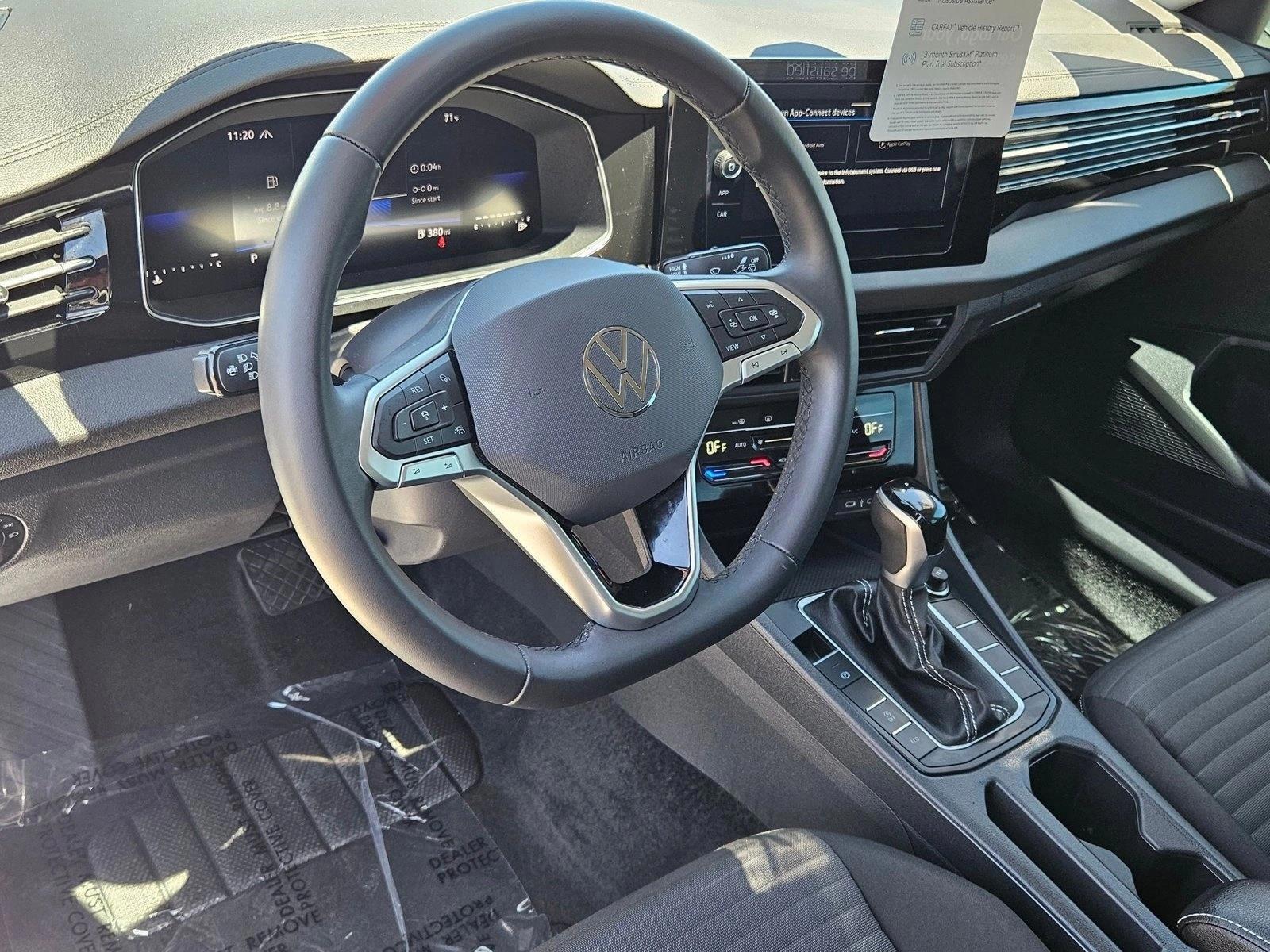 Thumbnail: 2025 Volkswagen Jetta - 3