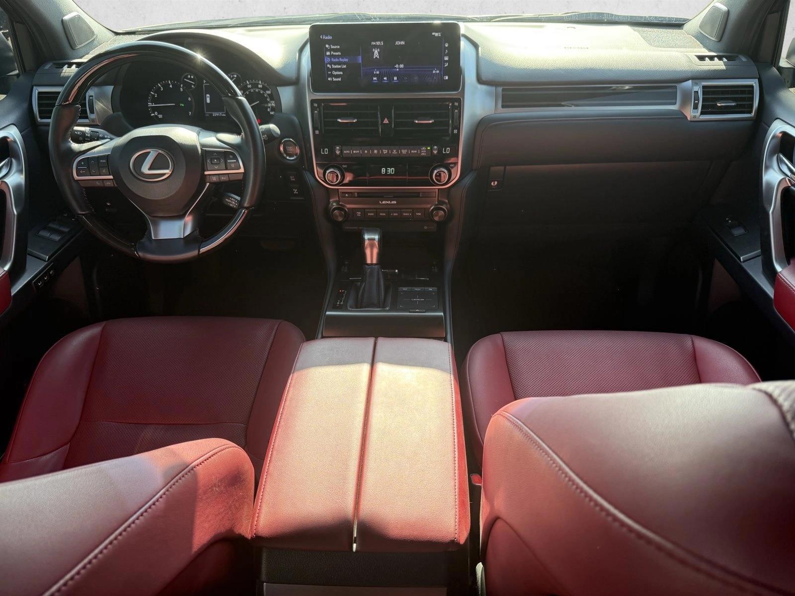 Thumbnail: 2023 Lexus GX - 3