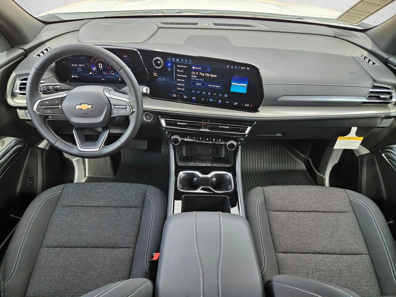 Thumbnail: 2026 Chevrolet Traverse - 3