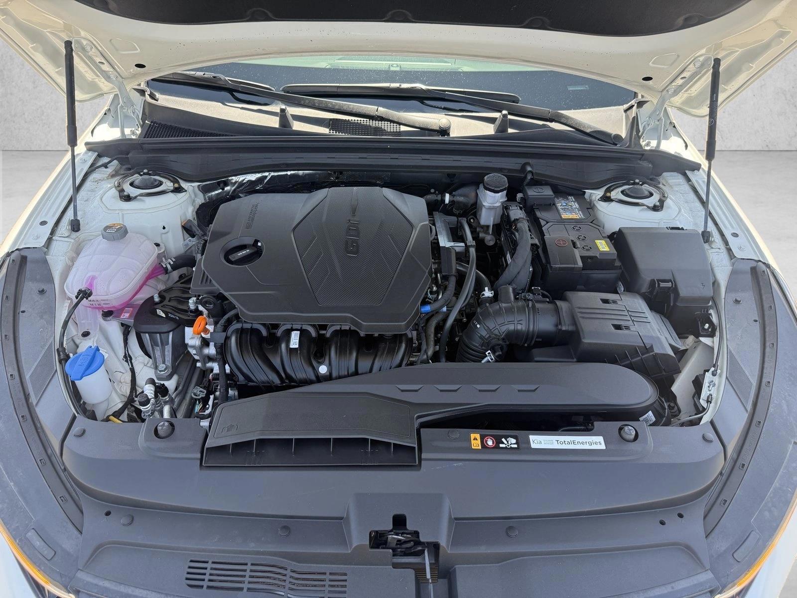 2025 Kia K5 LXS - Photo 25