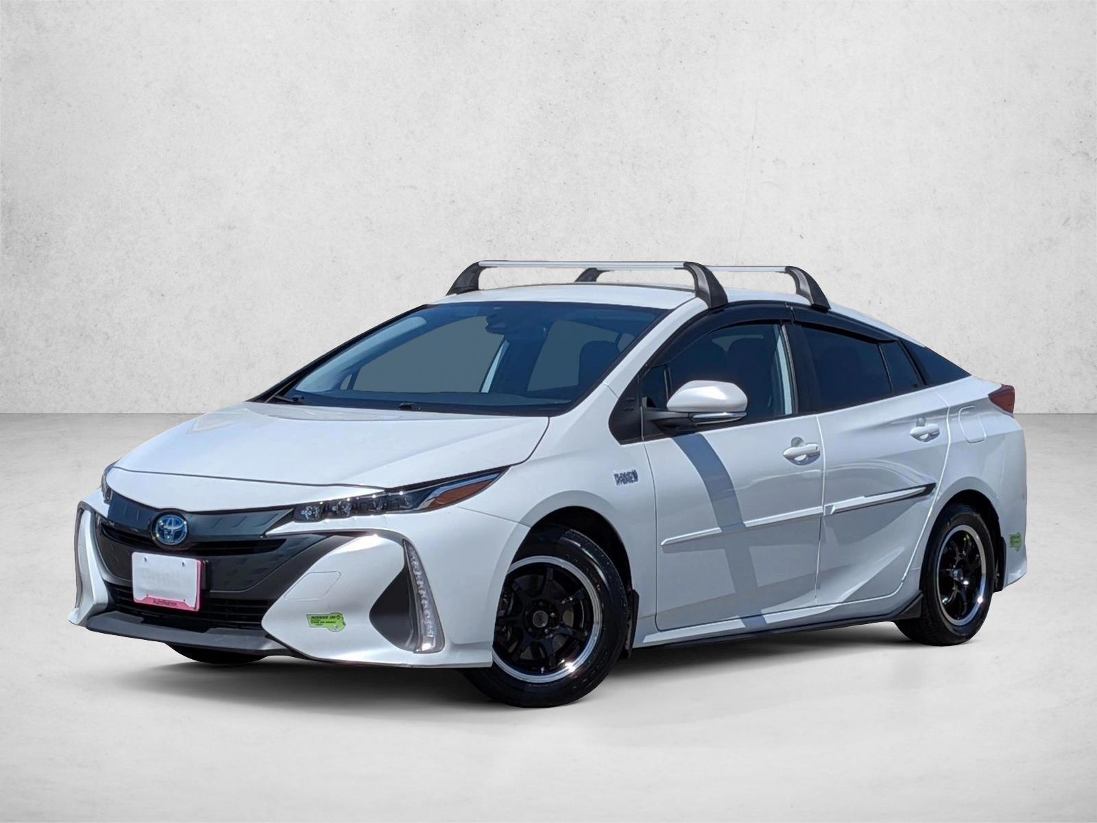 Thumbnail: 2022 Toyota Prius Prime - 1
