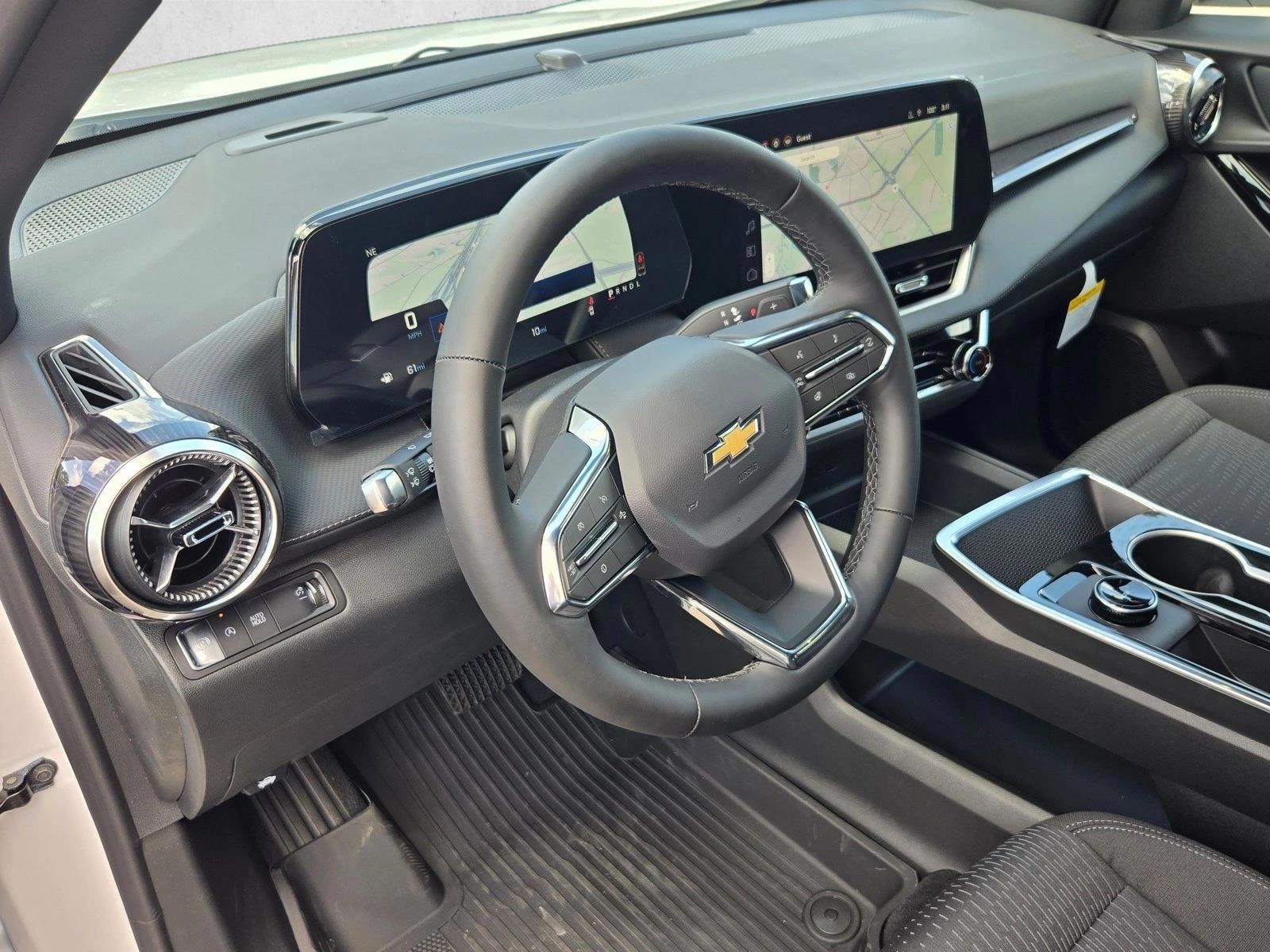 Thumbnail: 2026 Chevrolet Equinox - 3