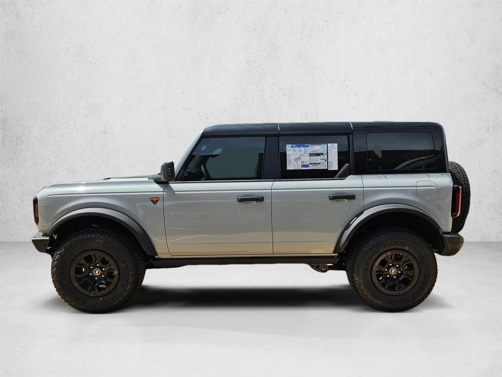 Thumbnail: 2026 Ford Bronco - 2