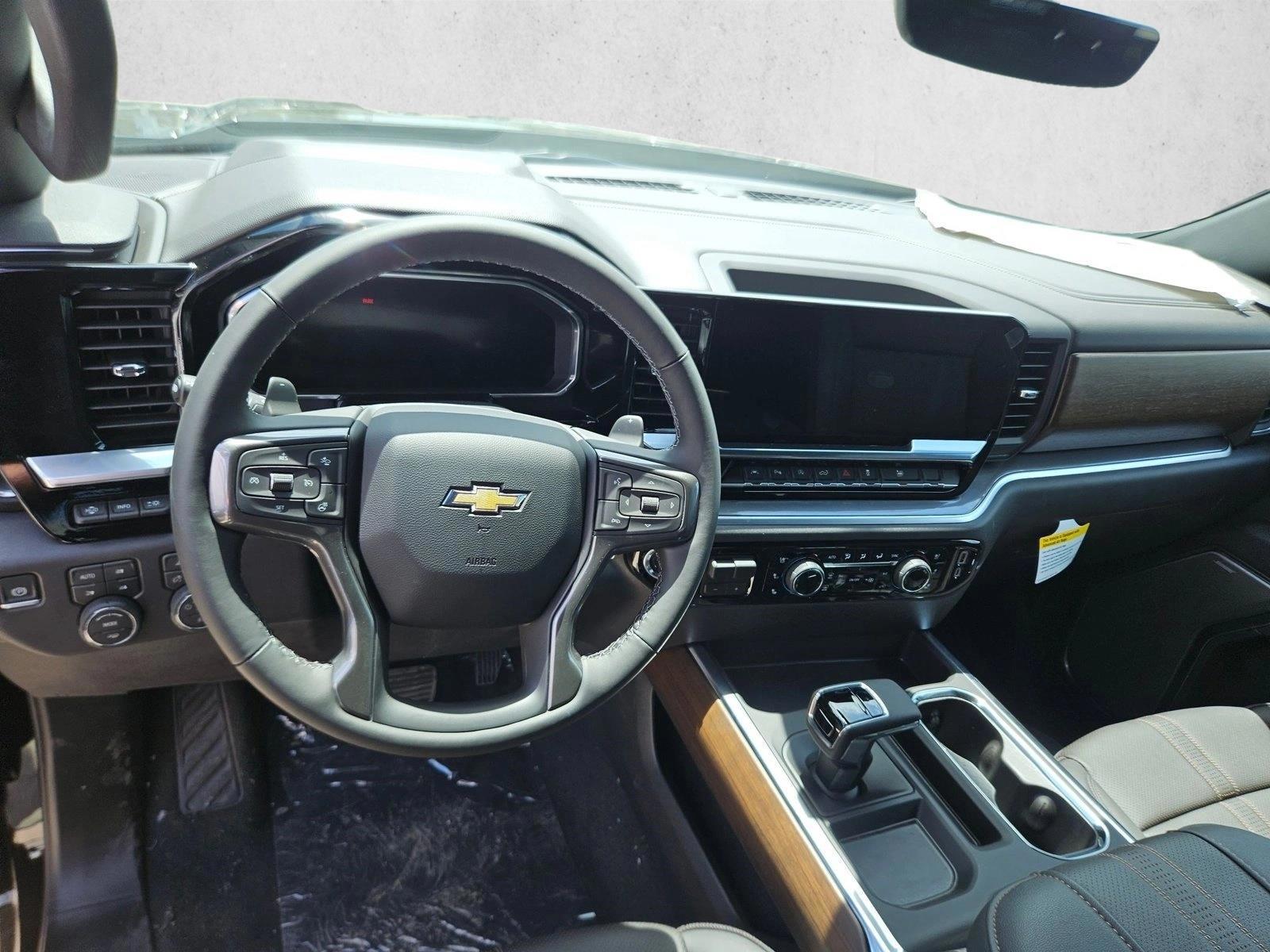 Thumbnail: 2026 Chevrolet Silverado 1500 - 2
