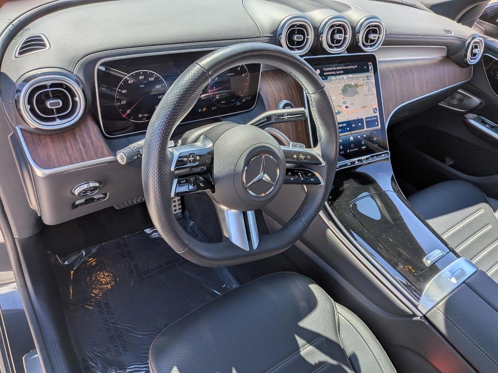 Thumbnail: 2025 Mercedes-Benz GLC - 3
