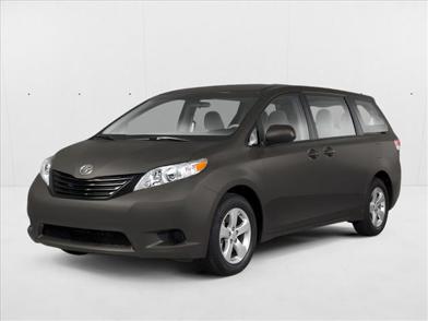 2013 Toyota Sienna LE -
                  Leesburg, VA