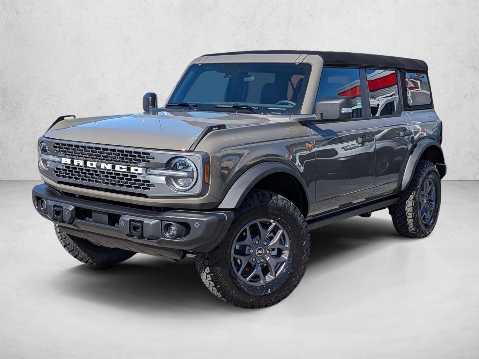 Thumbnail: 2025 Ford Bronco - 1