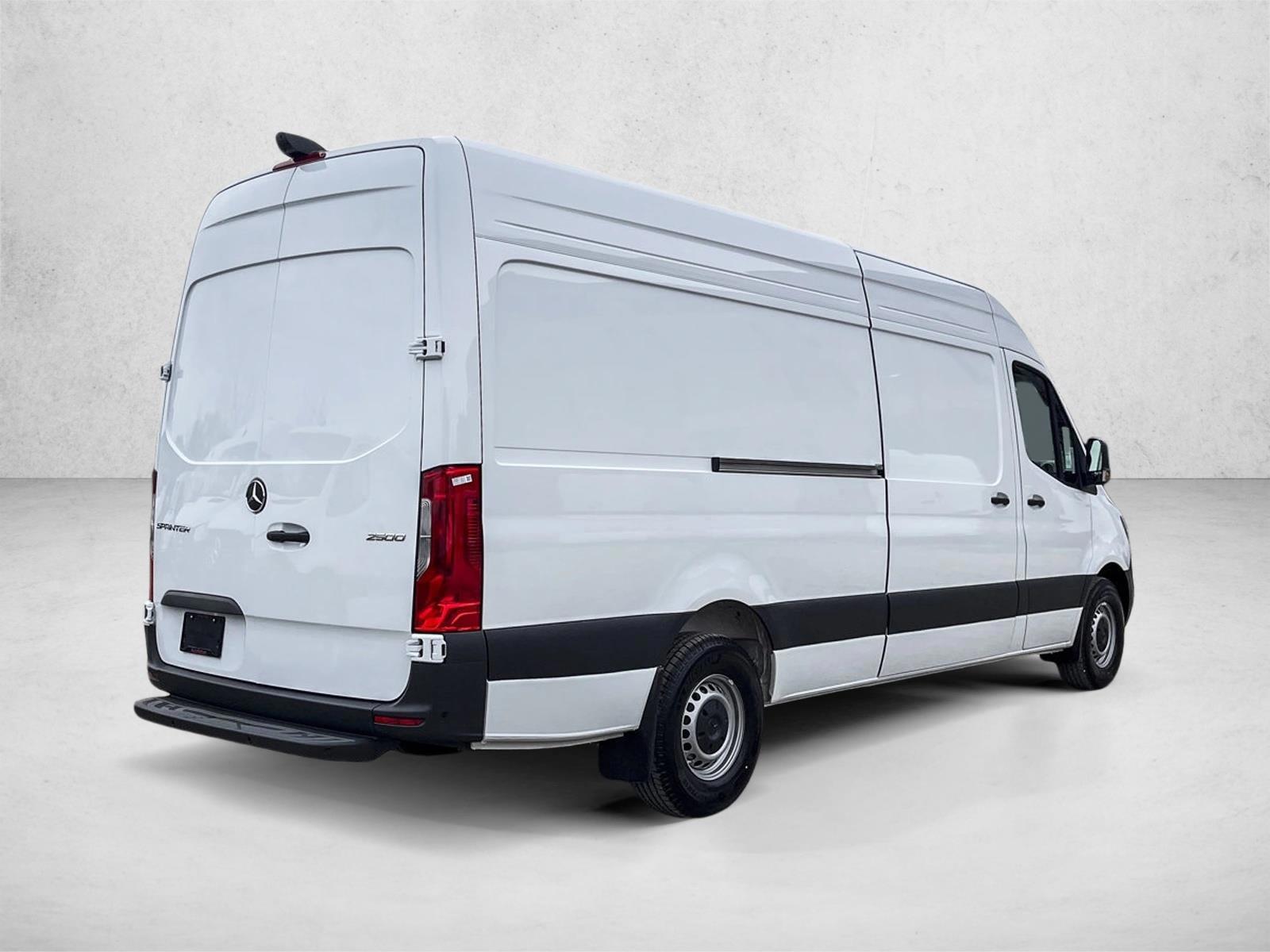 2026 Mercedes-Benz Sprinter Cargo
