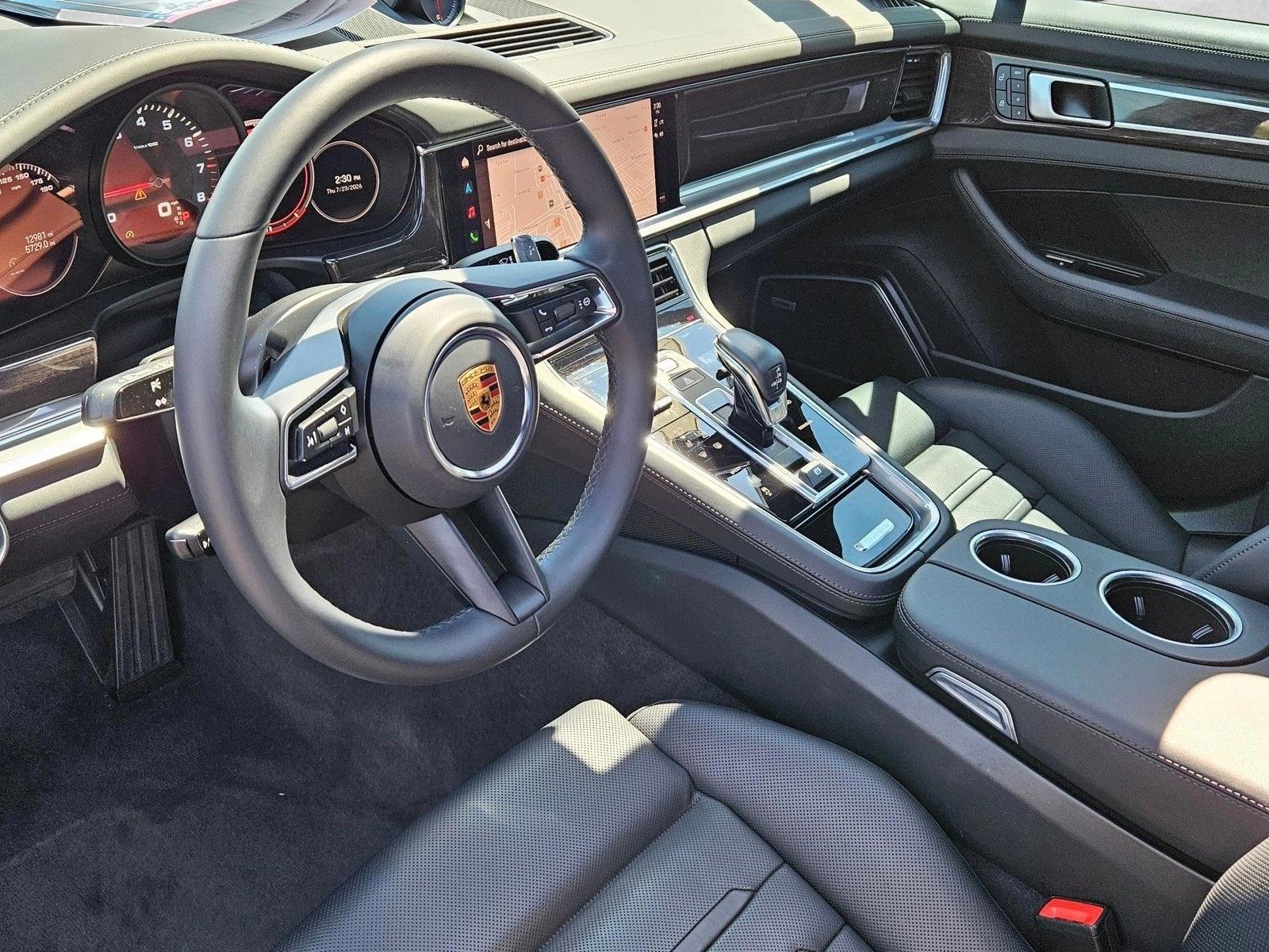 Thumbnail: 2022 Porsche Panamera - 3