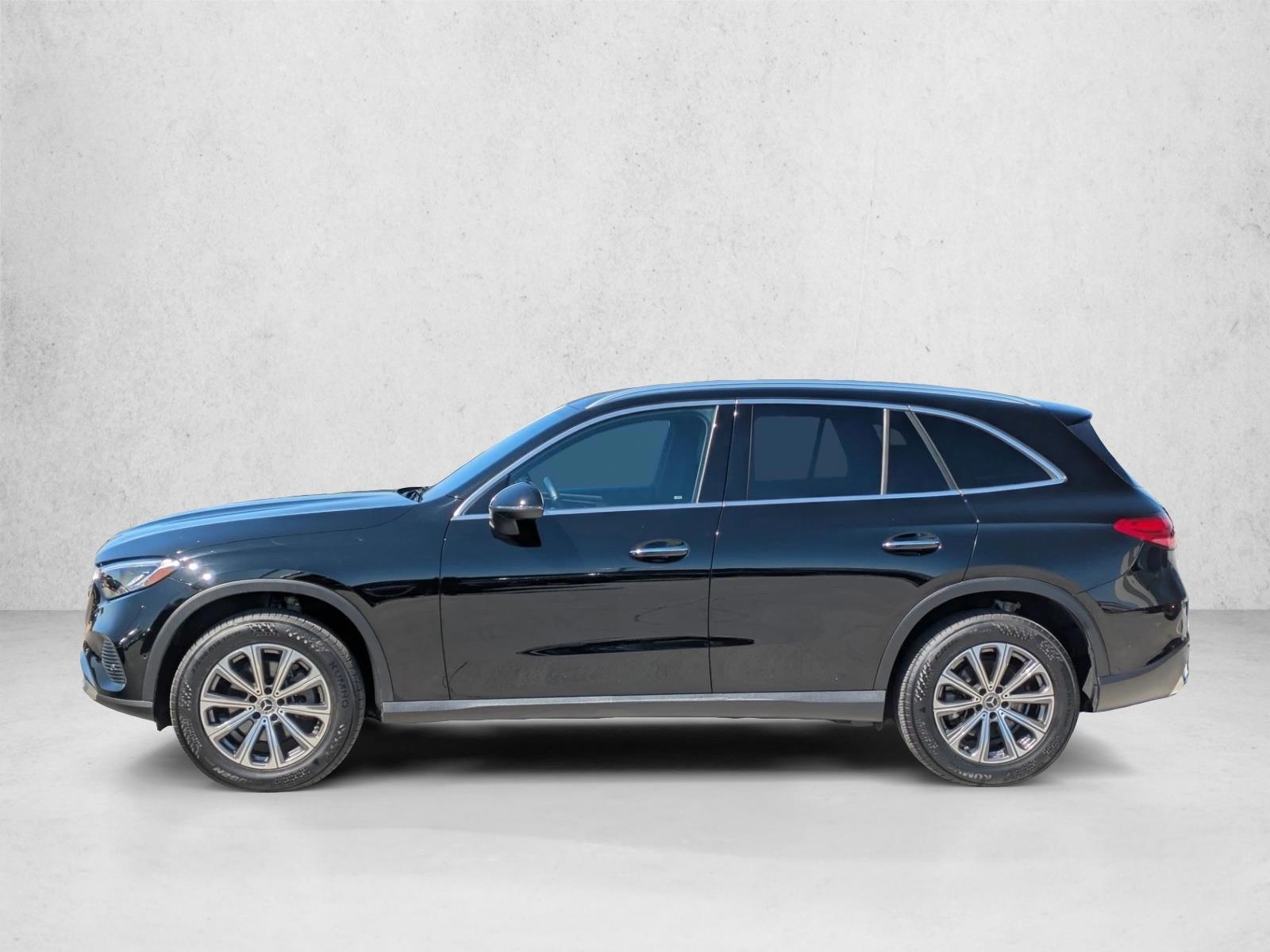 Thumbnail: 2023 Mercedes-Benz GLC - 2