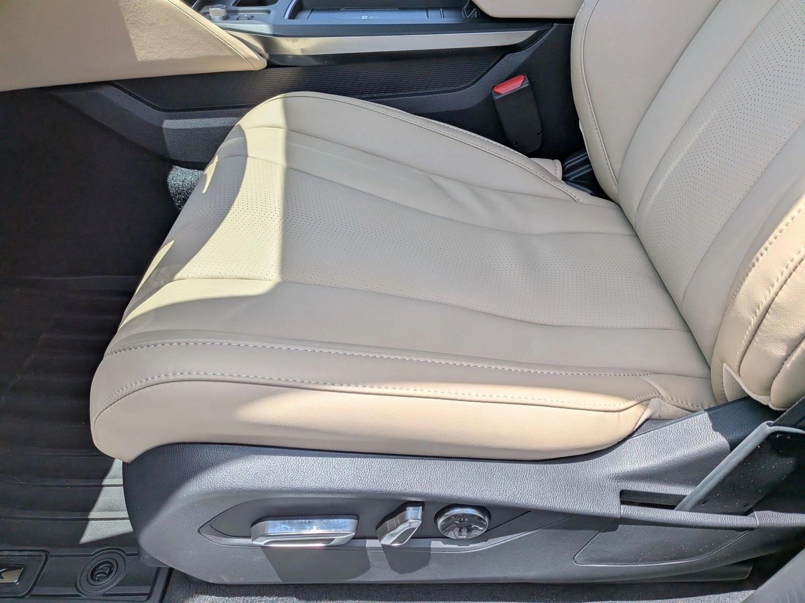 Thumbnail: 2026 Acura MDX - 4