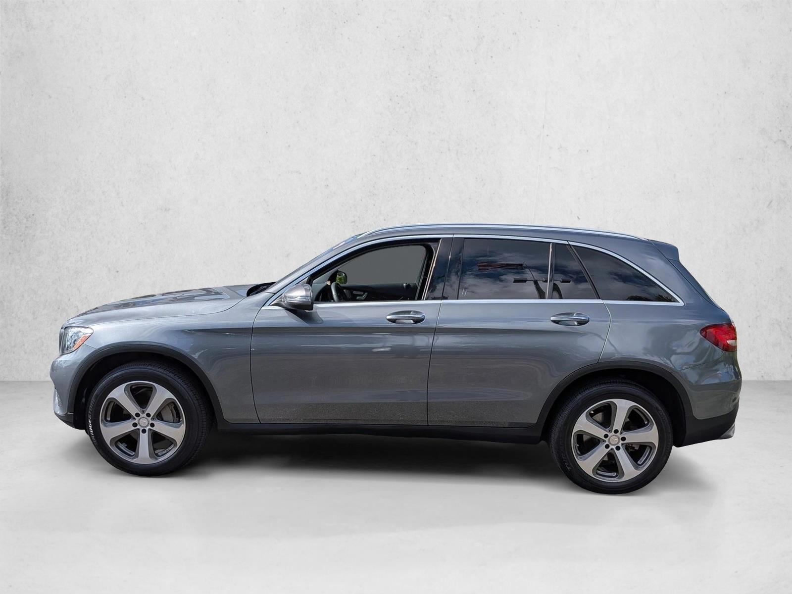 Thumbnail: 2016 Mercedes-Benz GLC - 2