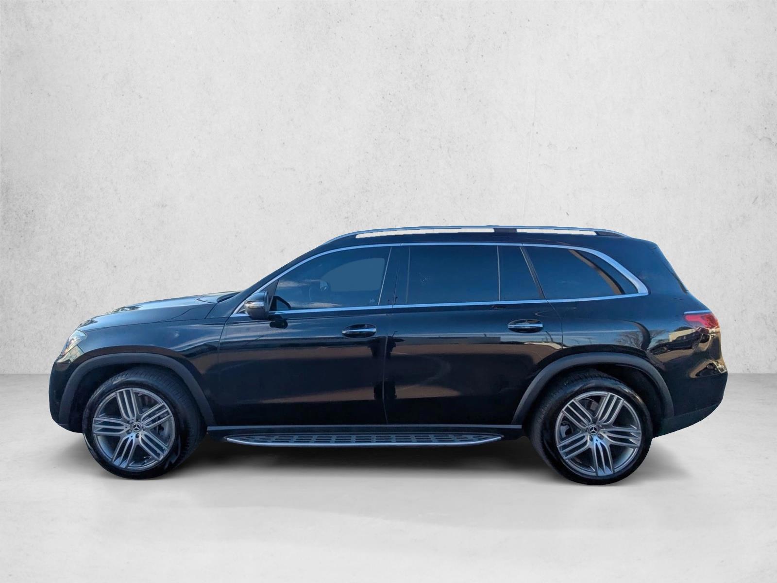Thumbnail: 2022 Mercedes-Benz GLS - 2