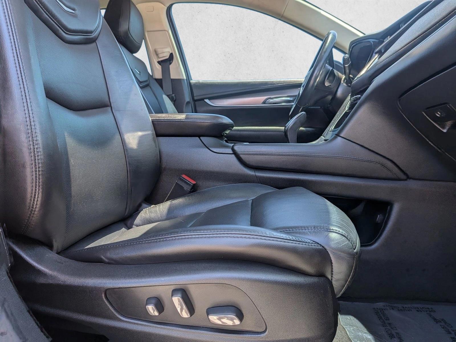 Thumbnail: 2018 Cadillac XT5 - 5