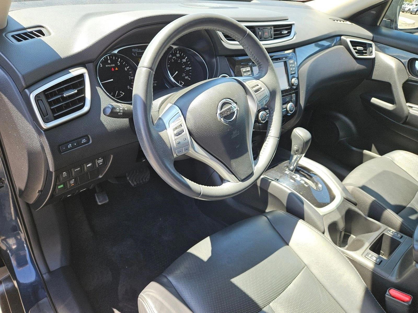 Thumbnail: 2015 Nissan Rogue - 3