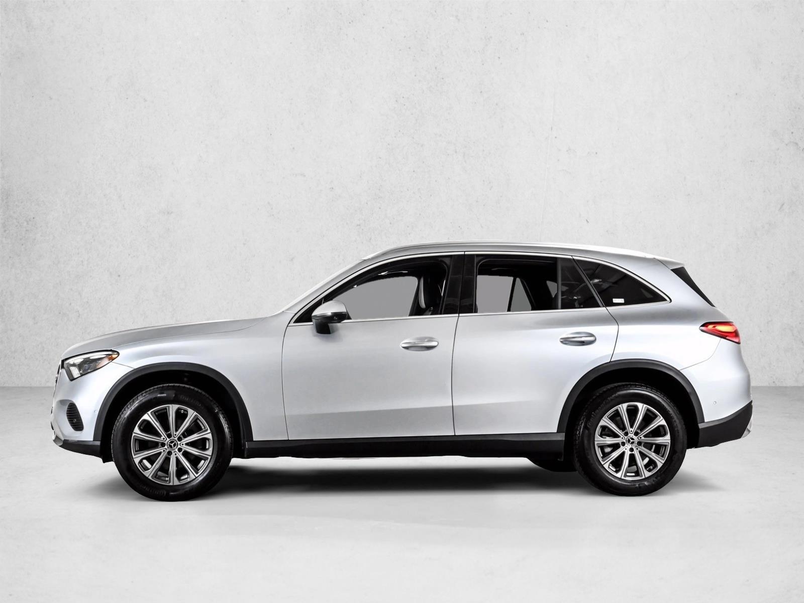 Thumbnail: 2023 Mercedes-Benz GLC - 2